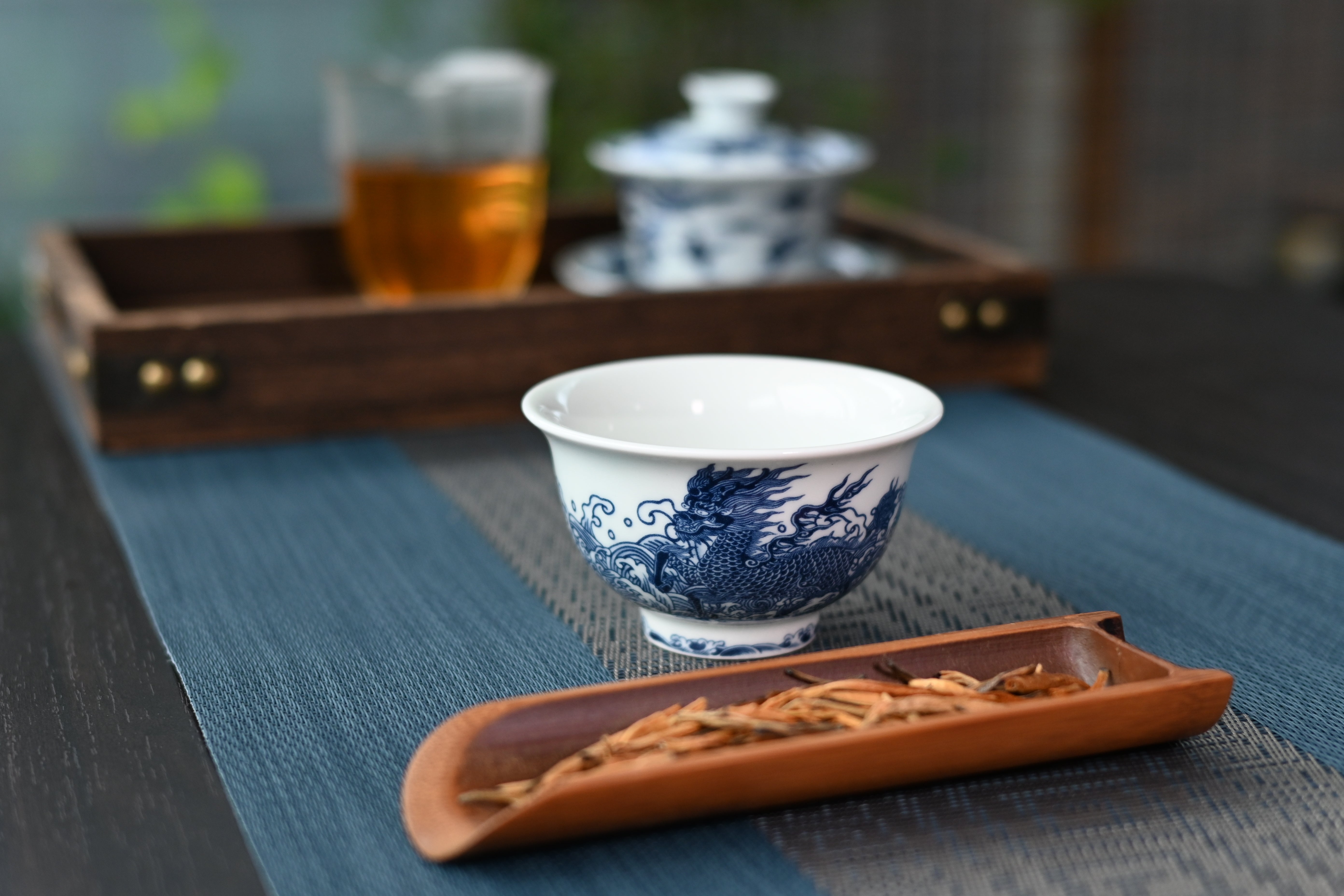 Kungfuyang Jingdezhen Blue and White Host Teacup with Qilin Design, product view 5