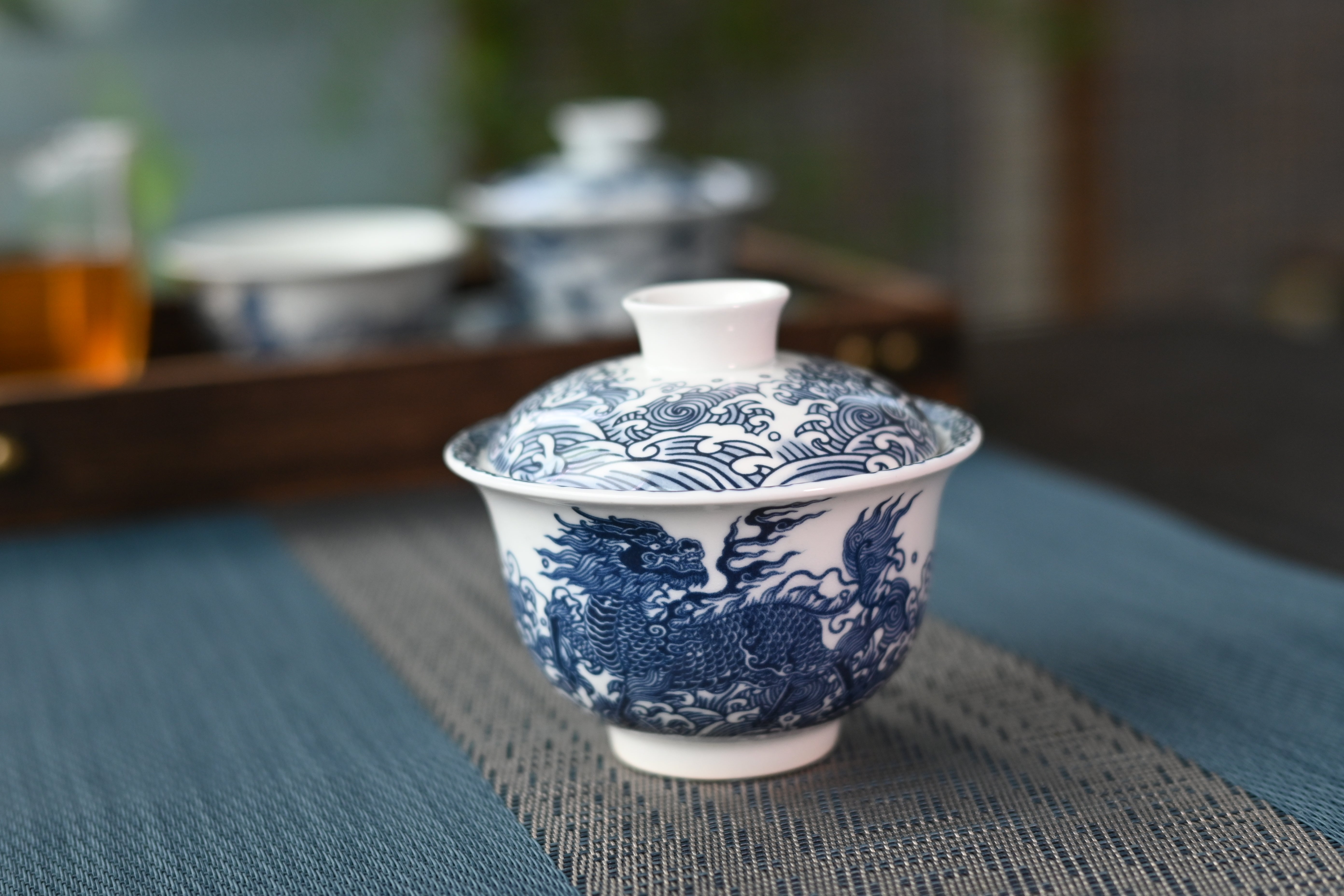 Kungfuyang Jingdezhen Blue and White Tea Bowl with Qilin Design, product view 6