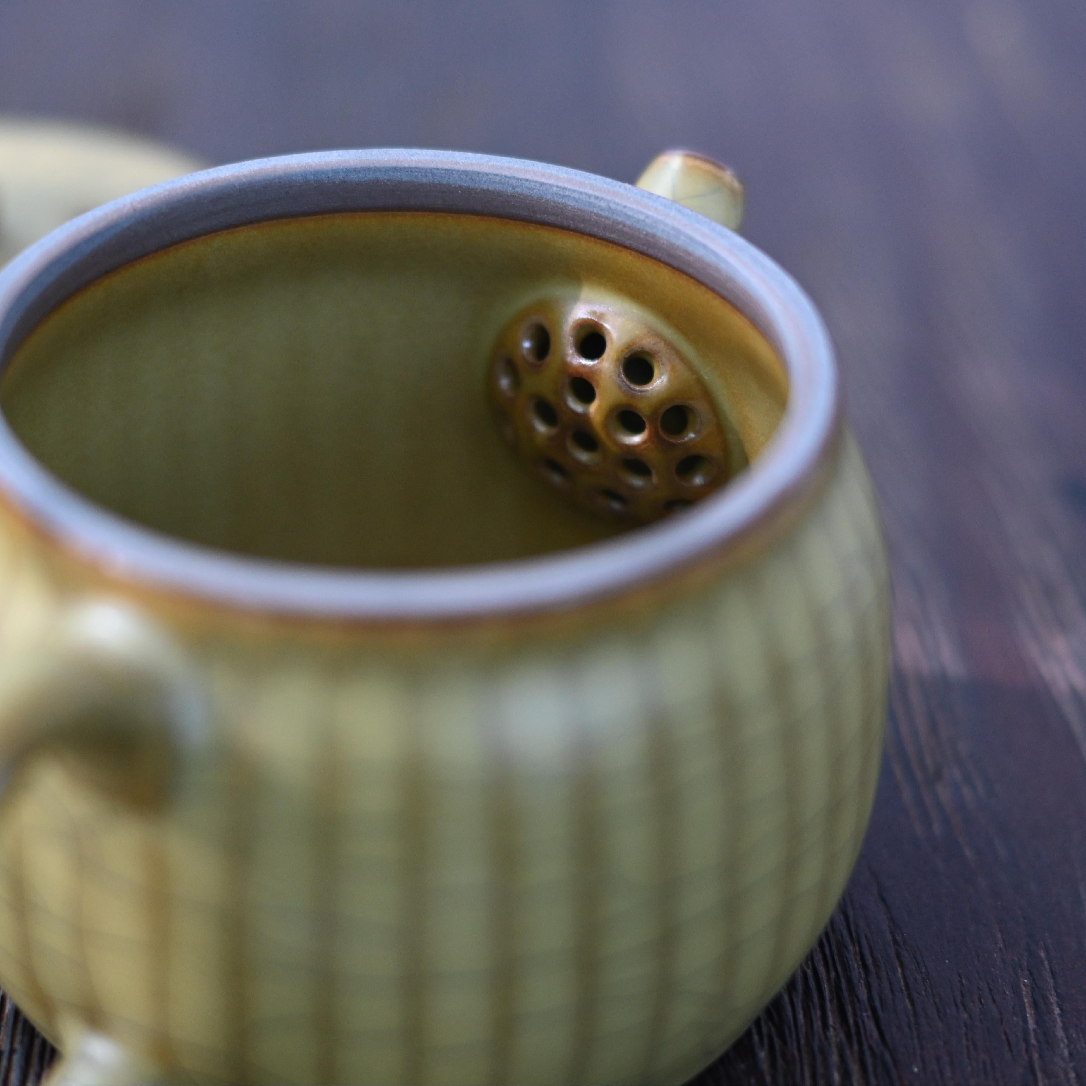 Kungfuyang Longquan Celadon – Ge Kiln Hanwa (Han-style)Teapot, product view 10