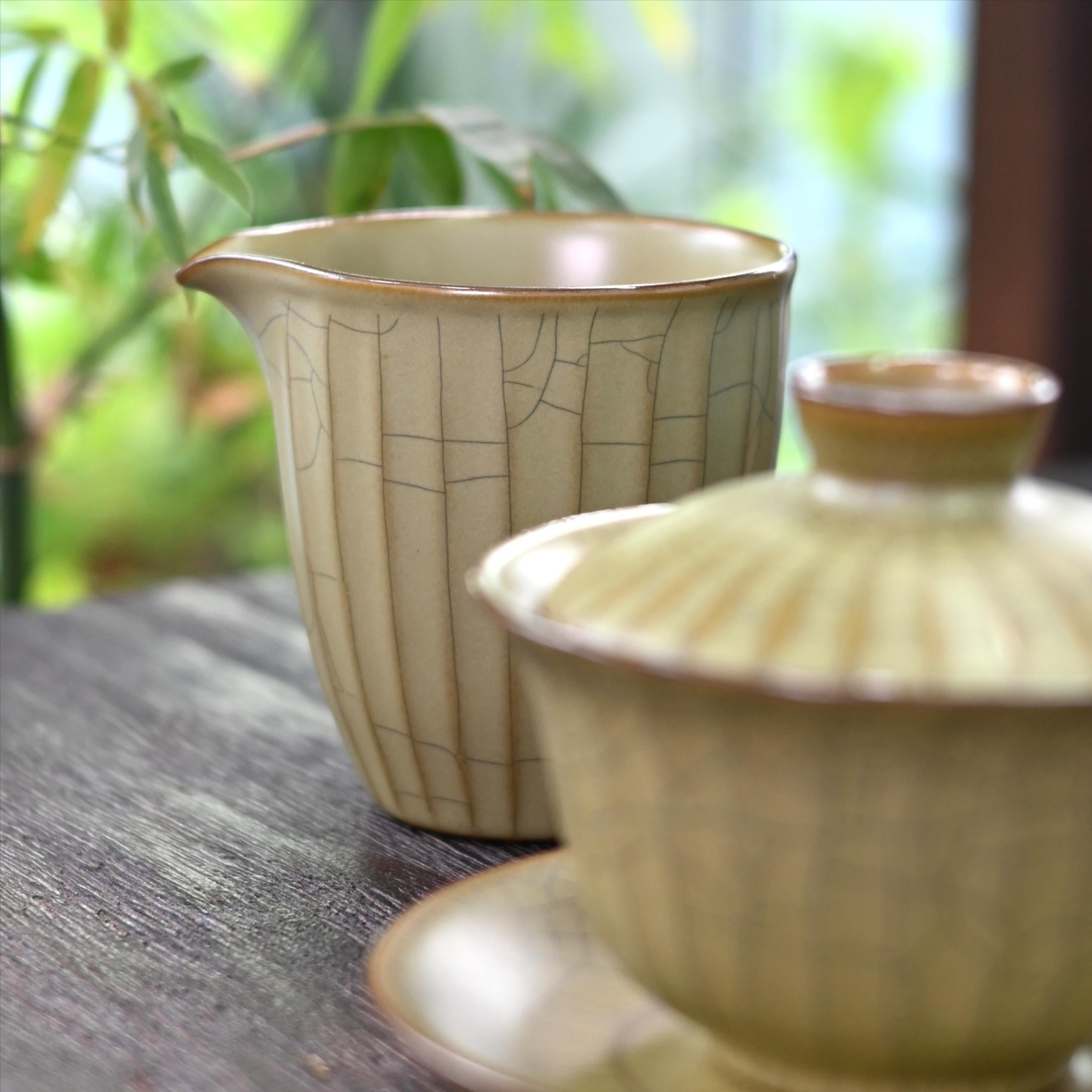 Kungfuyang Celadon-Ge Kiln Tea Pitcher(Fairness Cup) Crackle Pattern Tea, product view 2