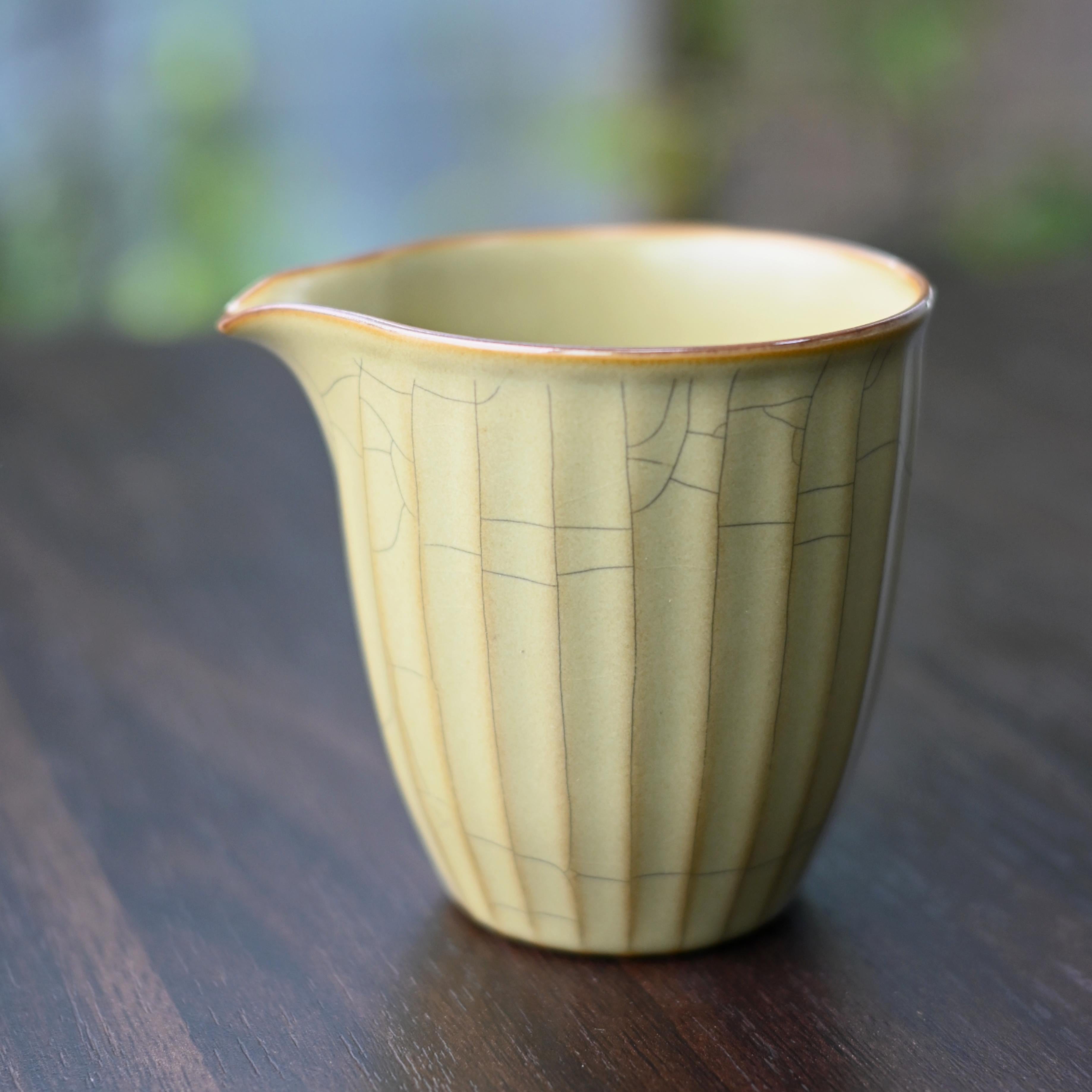 Kungfuyang Celadon-Ge Kiln Tea Pitcher(Fairness Cup) Crackle Pattern Tea, product view 4