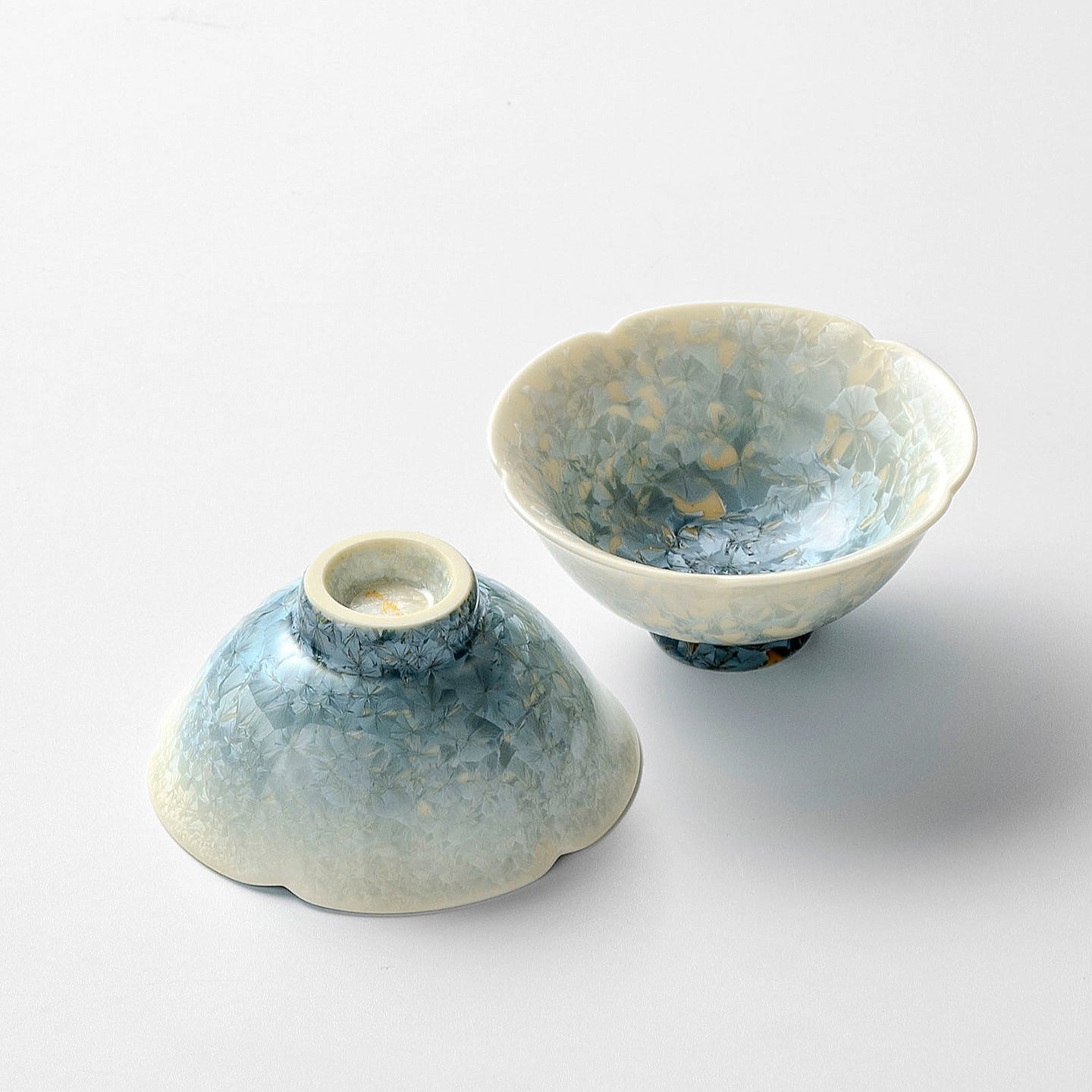 Ice Flower Teacups – Smoky Cyan Glaze Kiln-Change Crystal Ice Flower Teacup by Kungfuyang