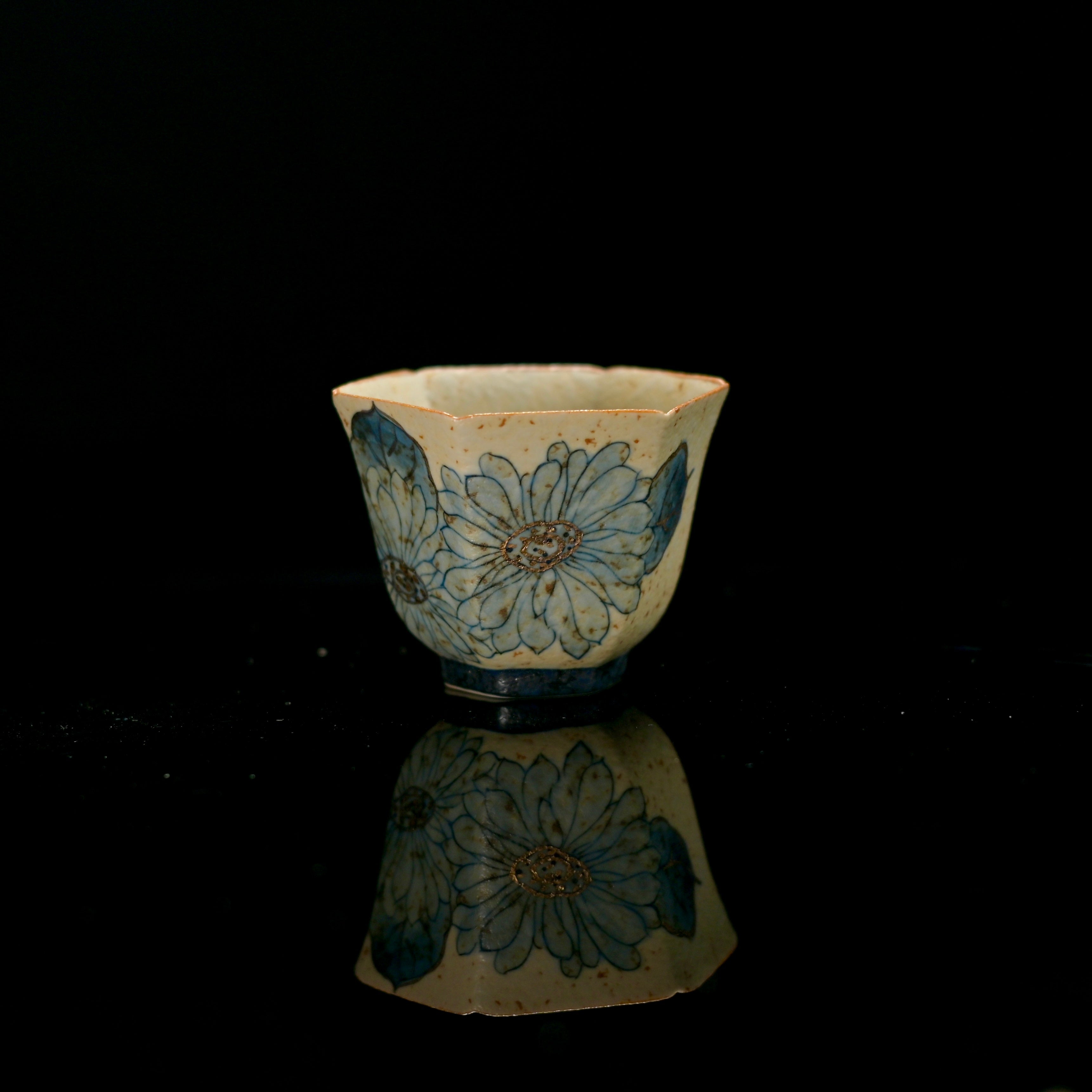 Lotus Pattern Teacup – Old Clay Blue-and-White Volcanic Stone Caramel Glaze Teacup by Kungfuyang