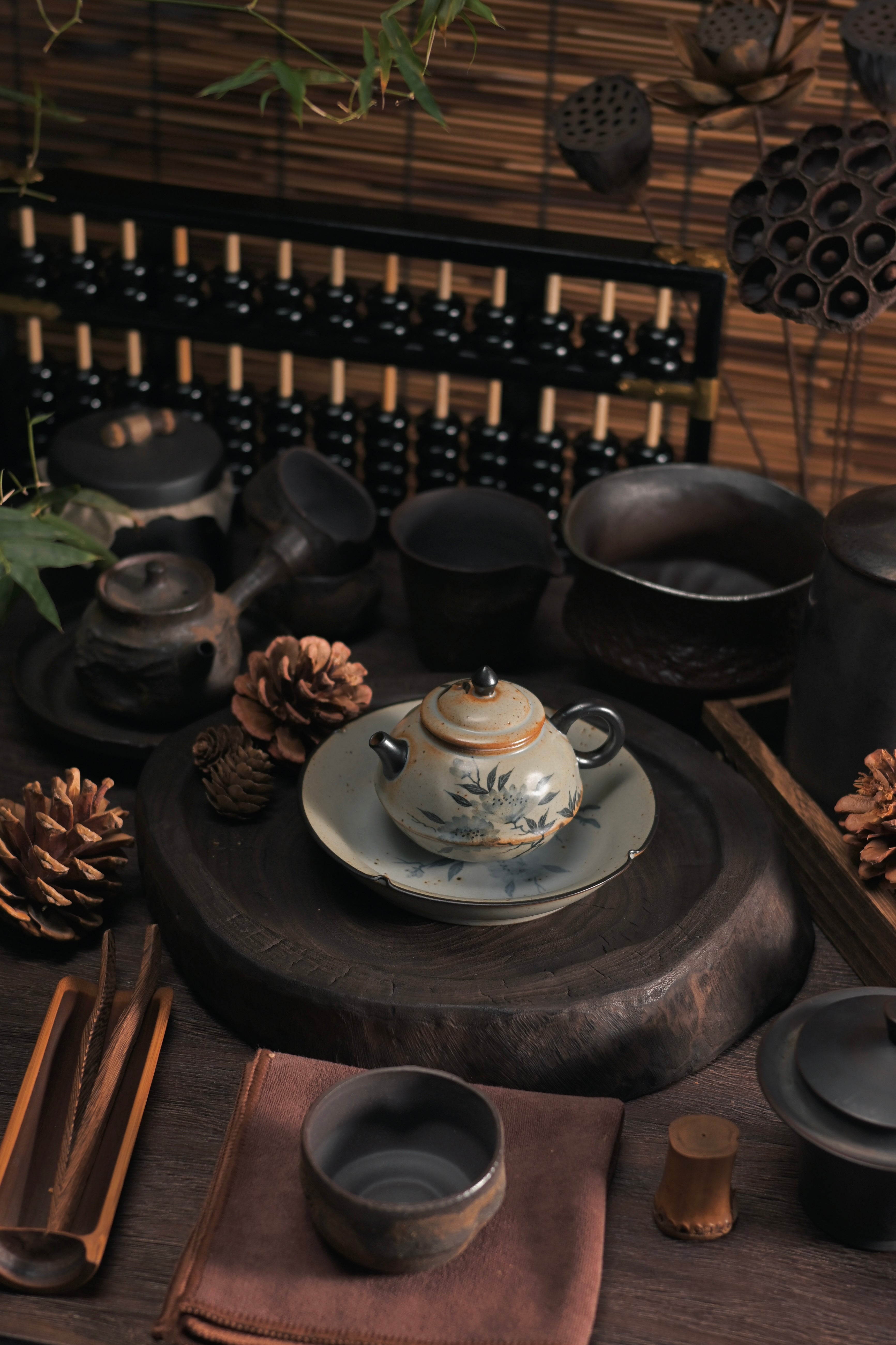 Retro Style Tea Set – Small-Size Retro Hand-Painted Peony Teapot with Drip Tray by Kungfuyang