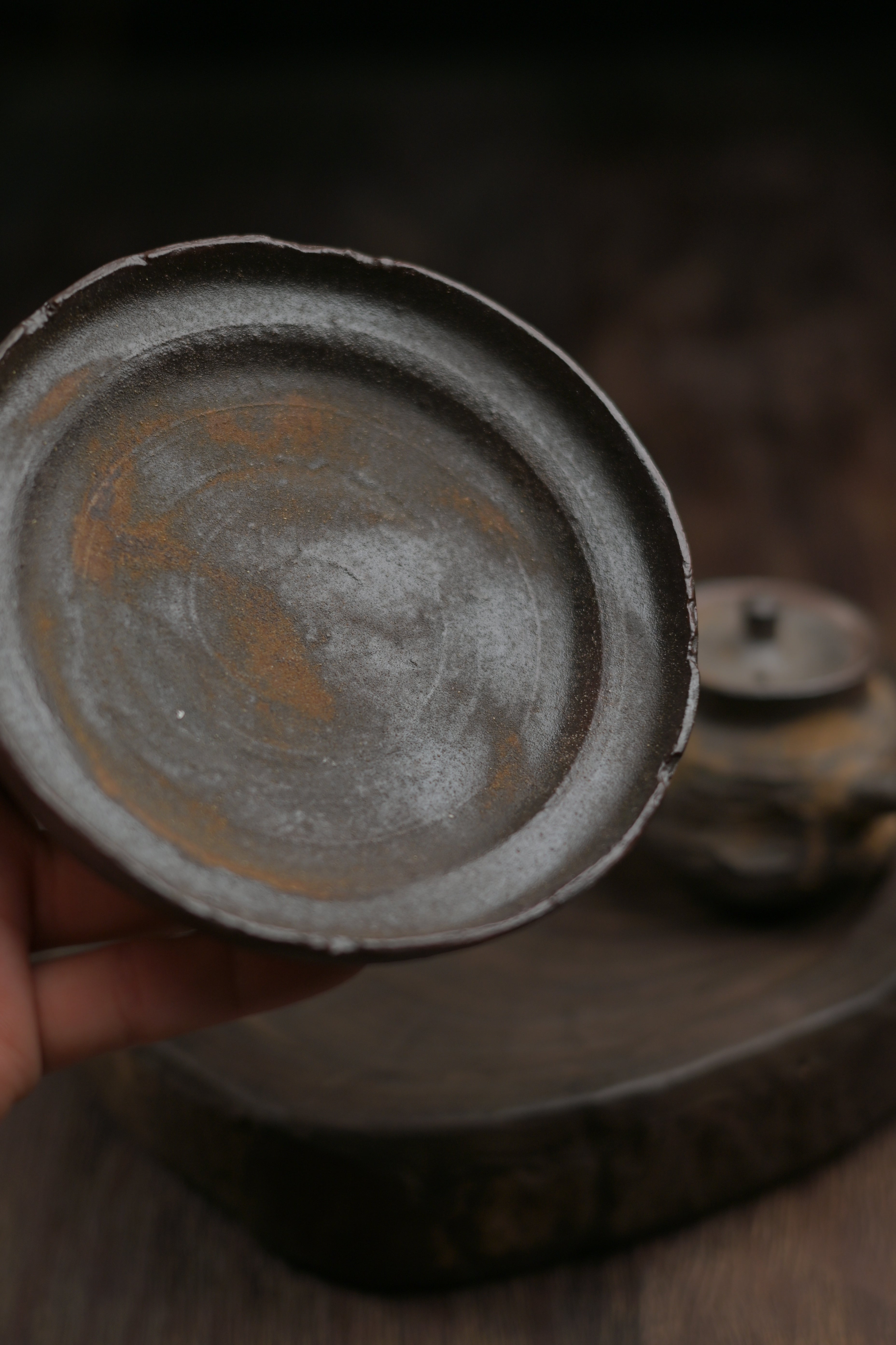 RetroTeatray – Wabi-Sabi Handcrafted Wood-Fired Coarse Clay Side-Handle by Kungfuyang