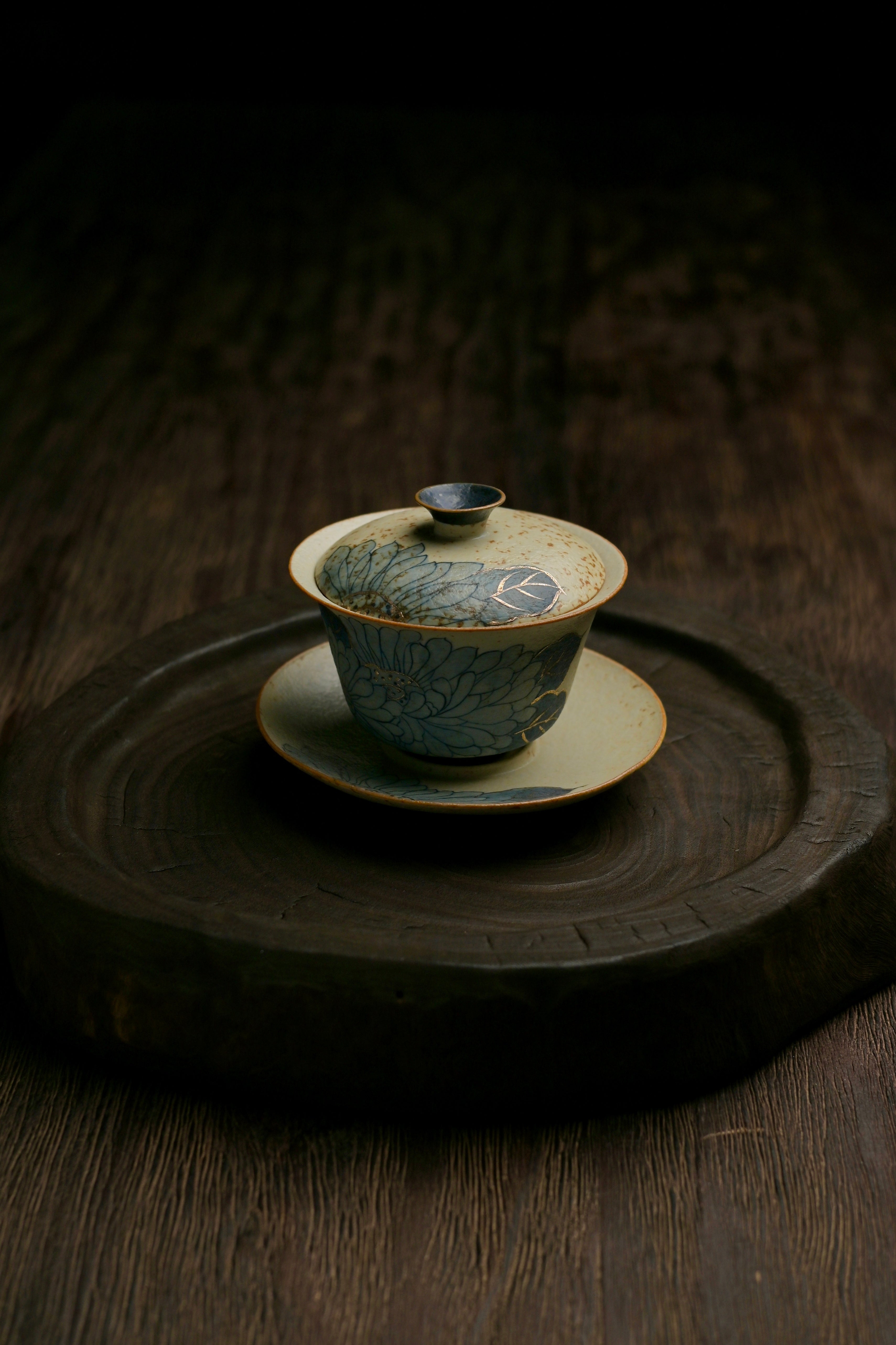 Vintage Gaiwan – Retro Hand-Painted Lotus Design Caramel Glaze Vintage Tea Bowl by Kungfuyang