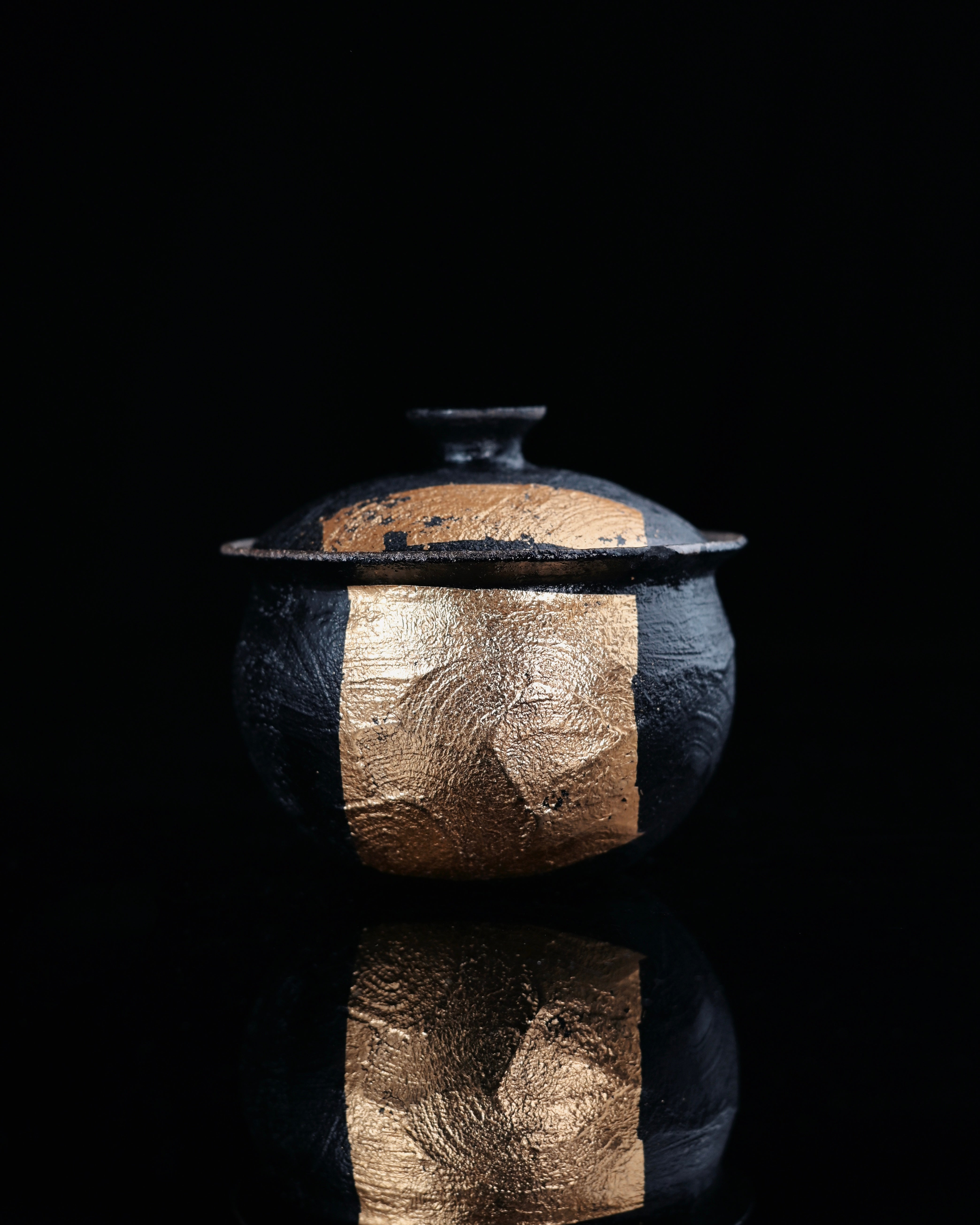 wabisabi gold accented gaiwan – Wabi-Sabi Coarse Clay Gold Accented Gaiwan by Kungfuyang