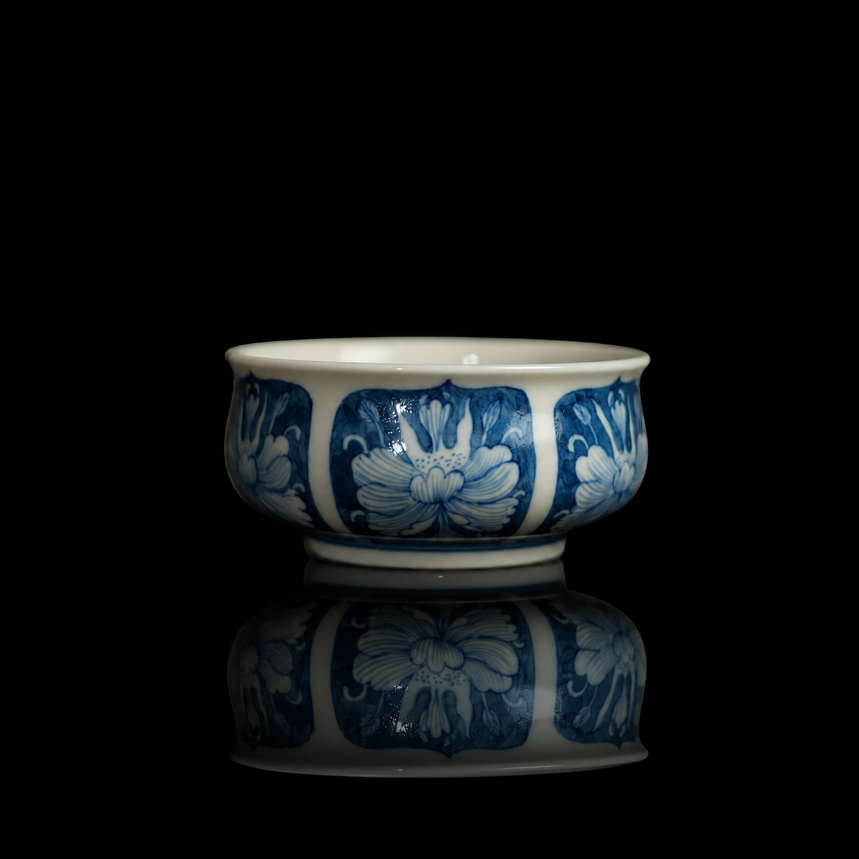 antique style blue and white peony teacup – Antique-Style Blue-and-White Peony Teacup 100ml by Kungfuyang