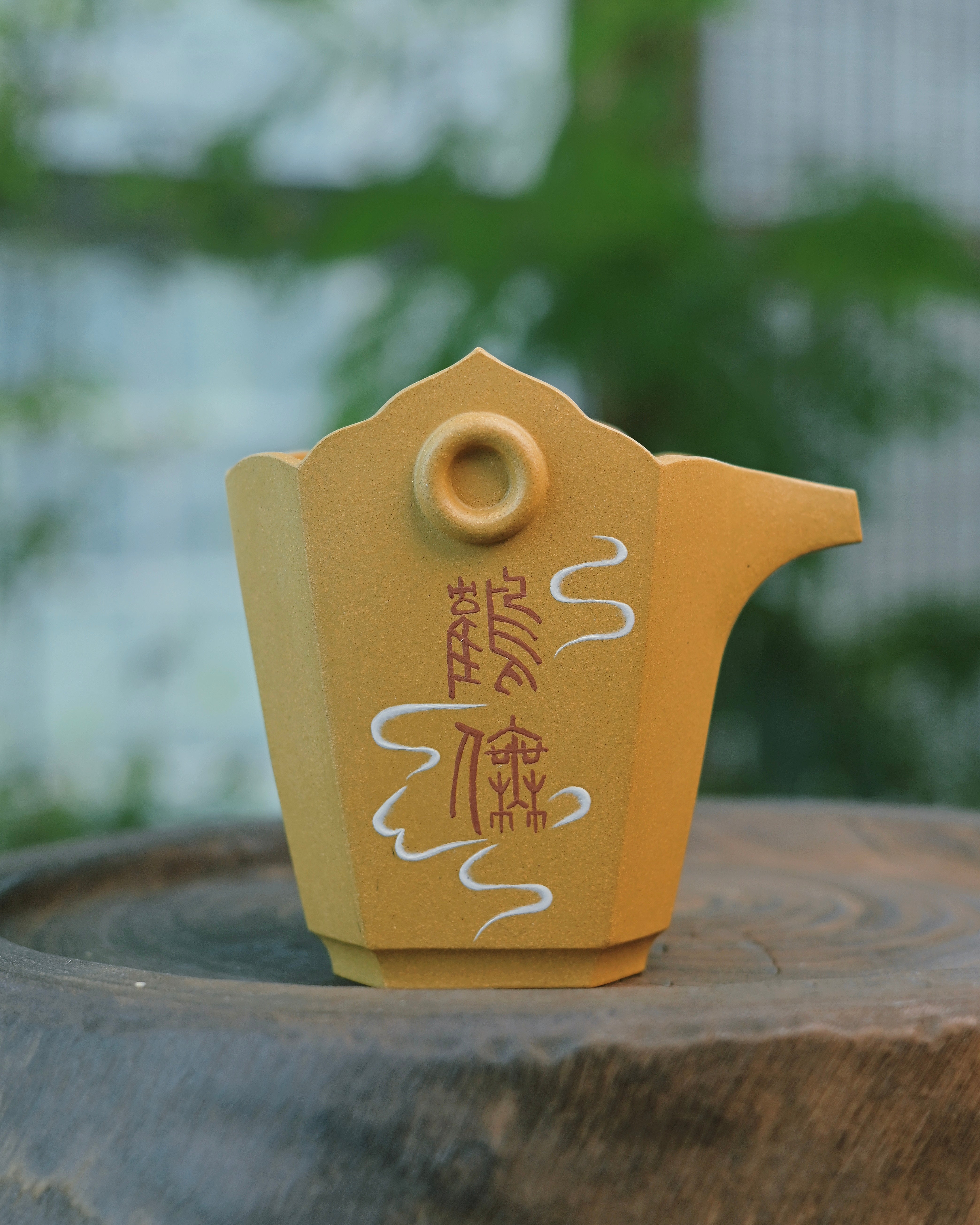 auspicious crane design top view – Yixing Fully Handmade Zisha "Benshan Lüni" Crane Fairness Cup by Kungfuyang