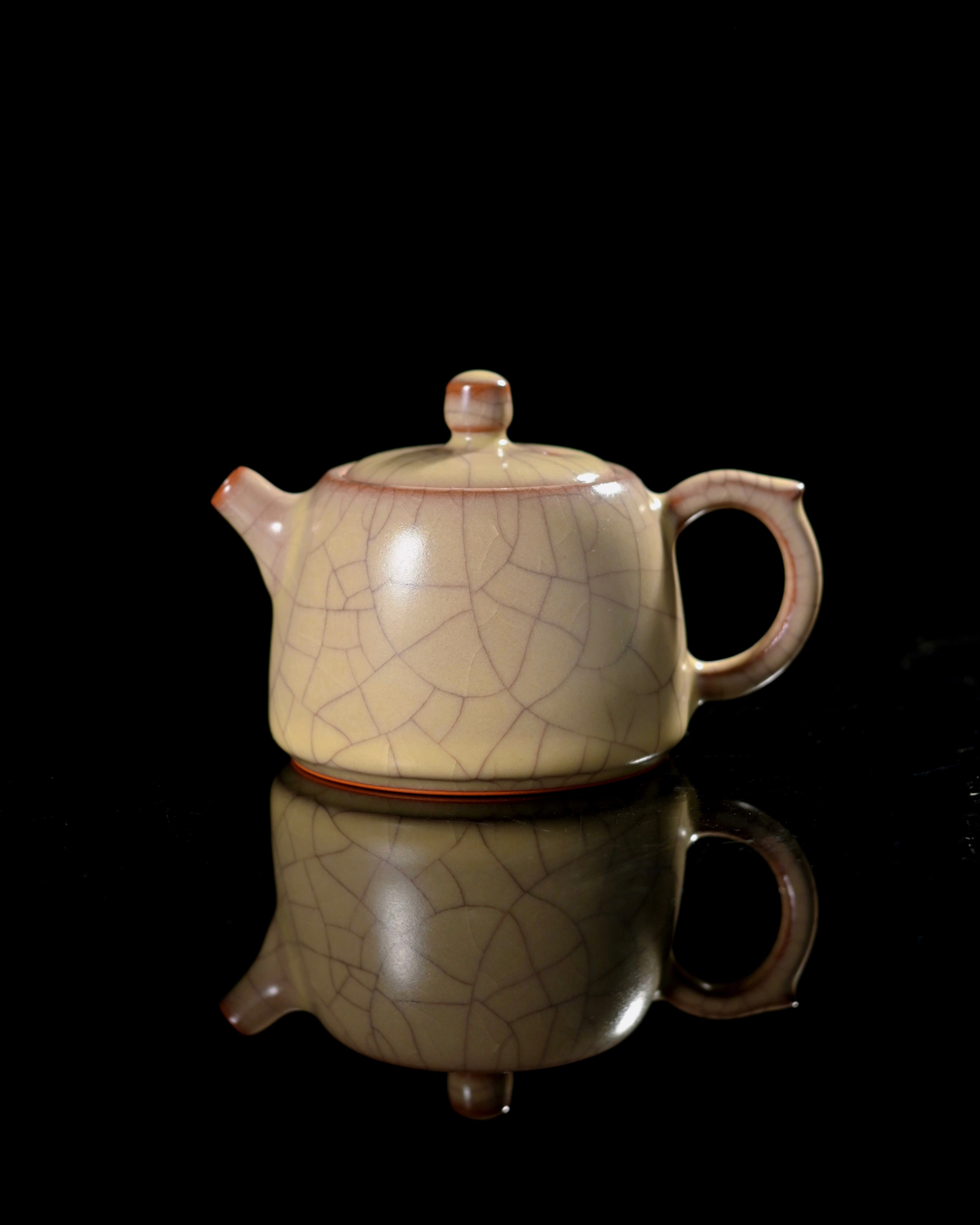 Traditional Longquan celadon bowl showing iron line formations, created through ancient firing techniques by Kungfuyang