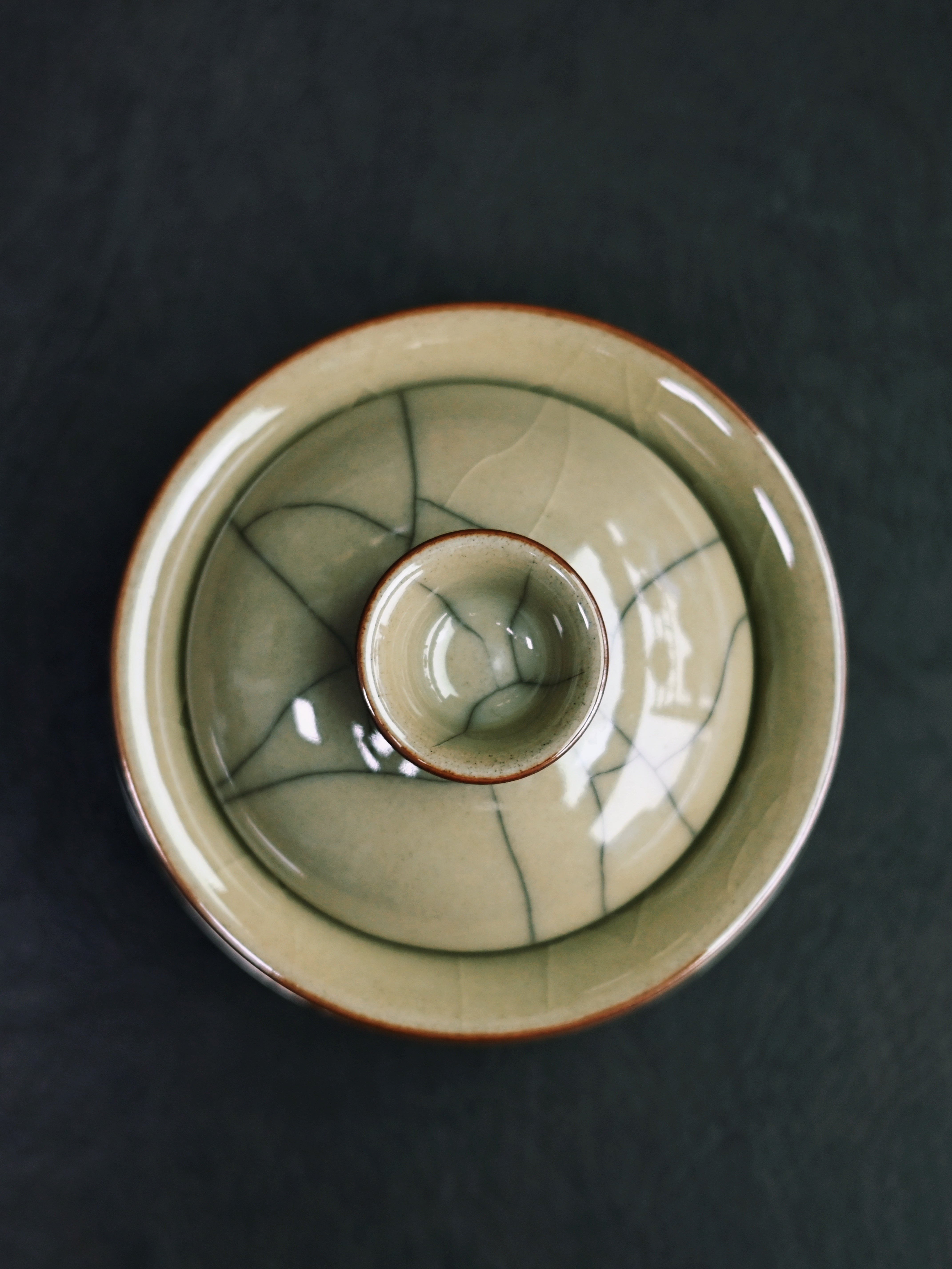 longquan celadon ge kiln iron lines – Longquan Celadon Ge Kiln Gaiwan 160ml by Kungfuyang, view 4-2