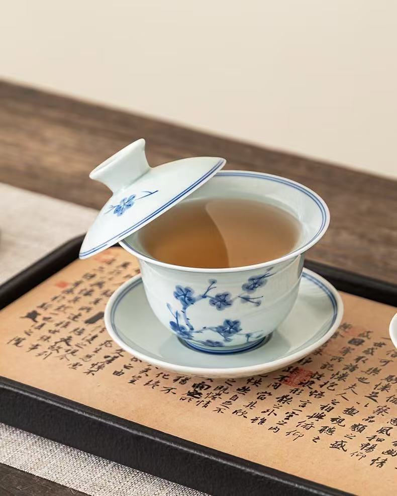 Jingdezhen underglaze plum blossom painting in classic Chinese ink-wash style by Kungfuyang