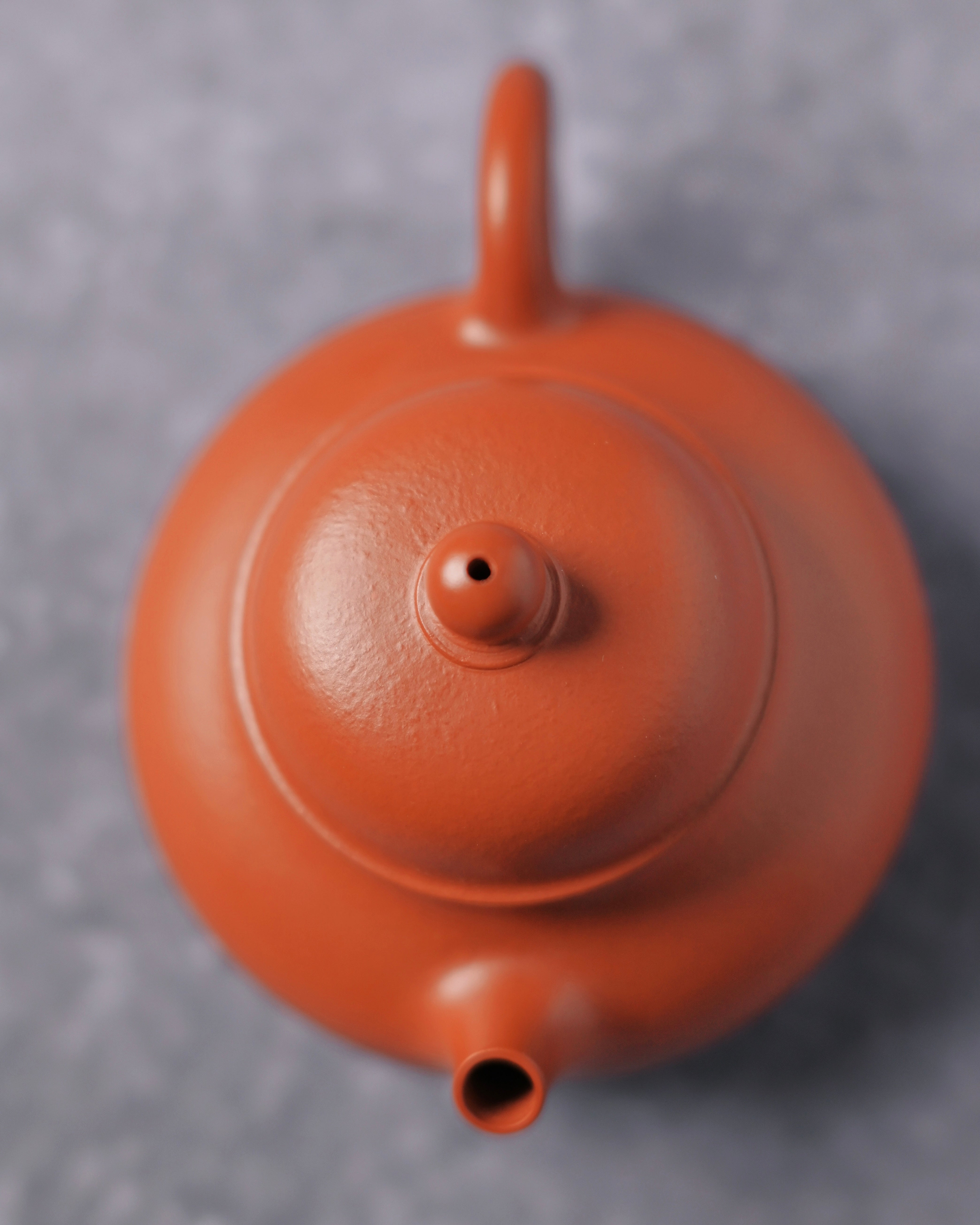 Oolong tea brewing vessel with heat-retentive properties suited for multiple infusions by Kungfuyang