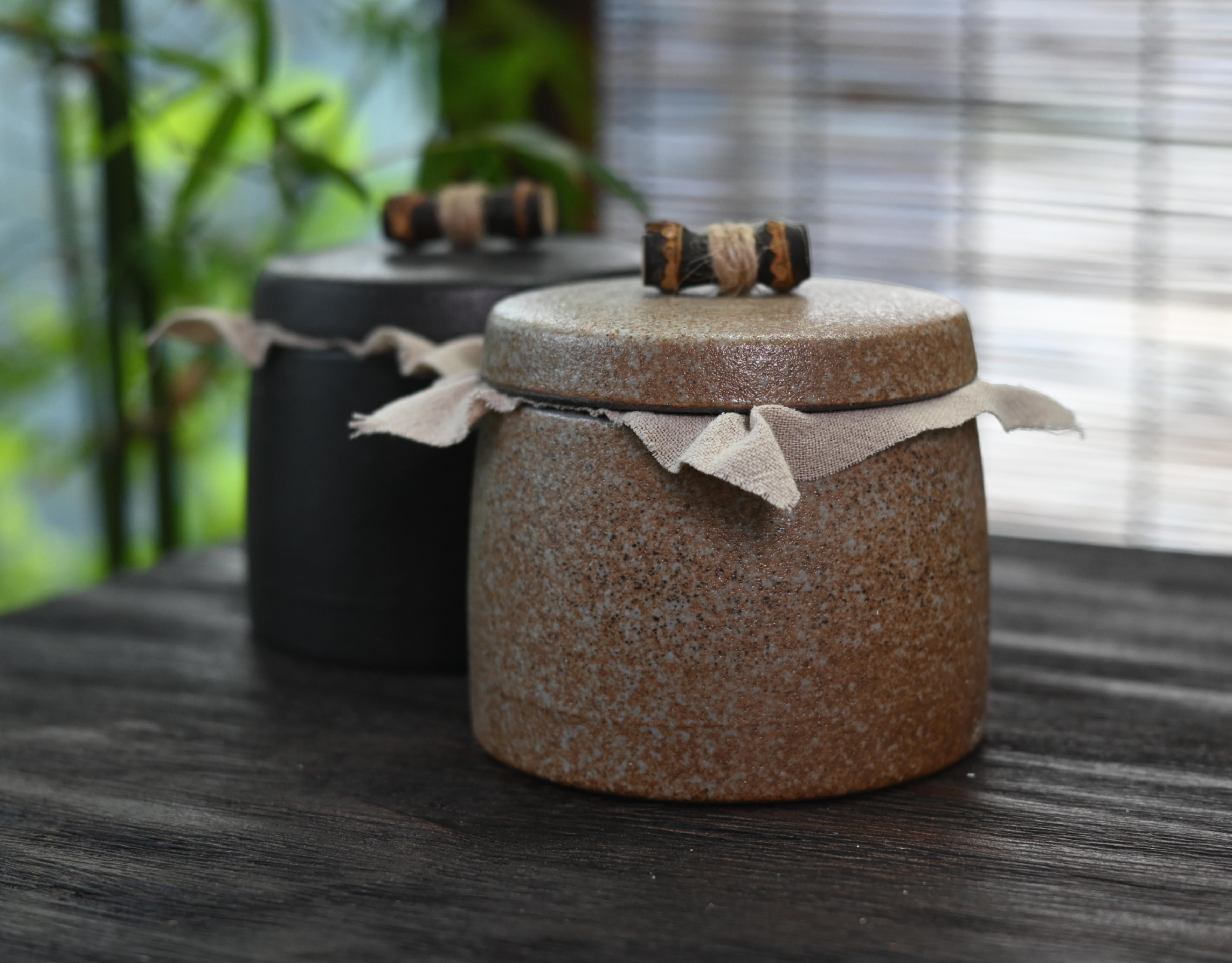 bizen ware tea set – Retro Japanese Style Small Size Coarse PotteryTea Canister by Kungfuyang