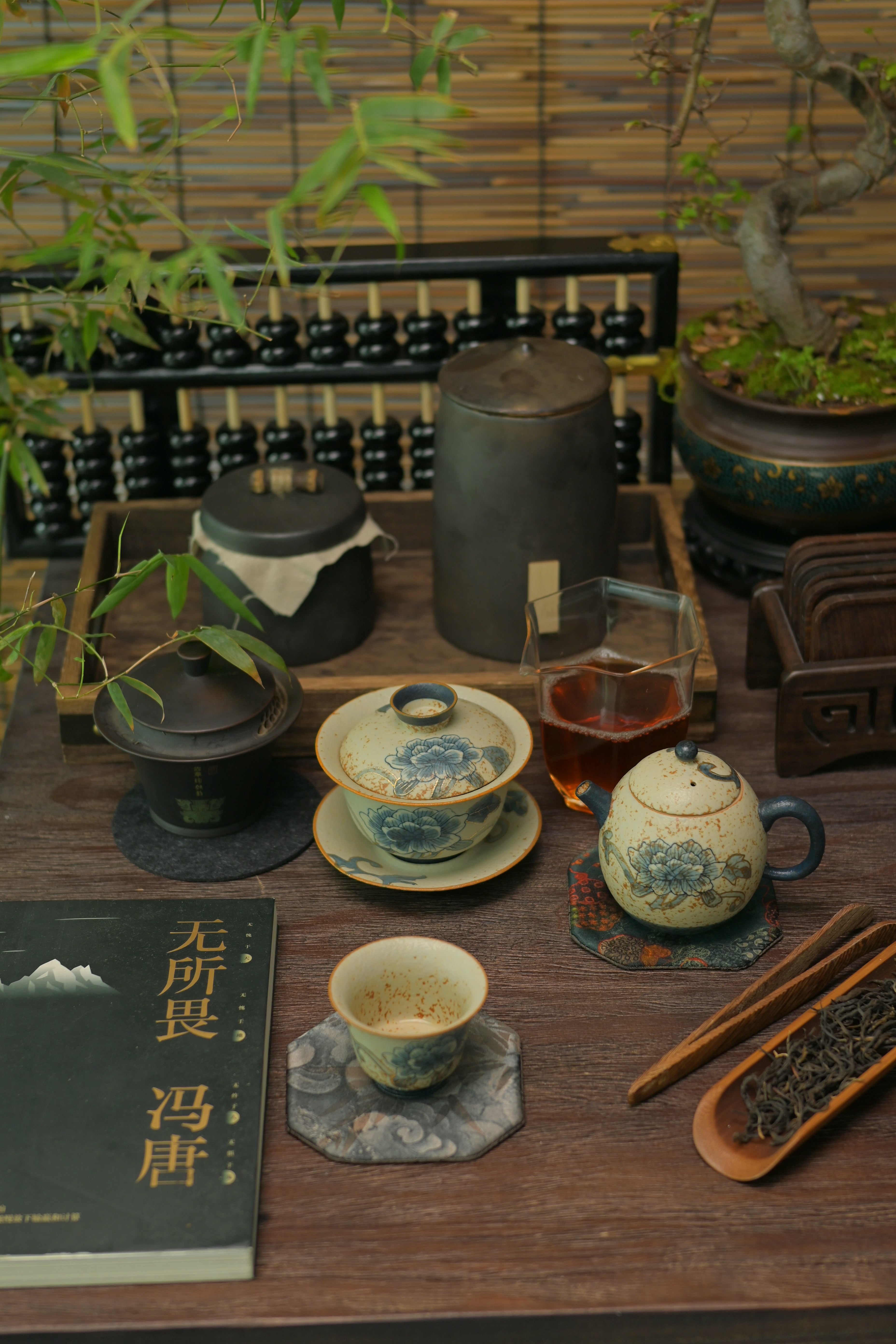 blue and white tea set – Old Clay Blue-and-White Volcanic Stone Style Caramel Glaze by Kungfuyang