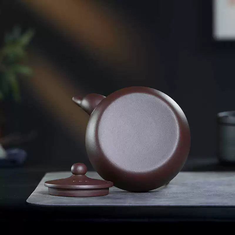 zisha clay ore large capacity handle – Yixing Zisha Clay Large Capacity Handle-Operated Teapot by Kungfuyang