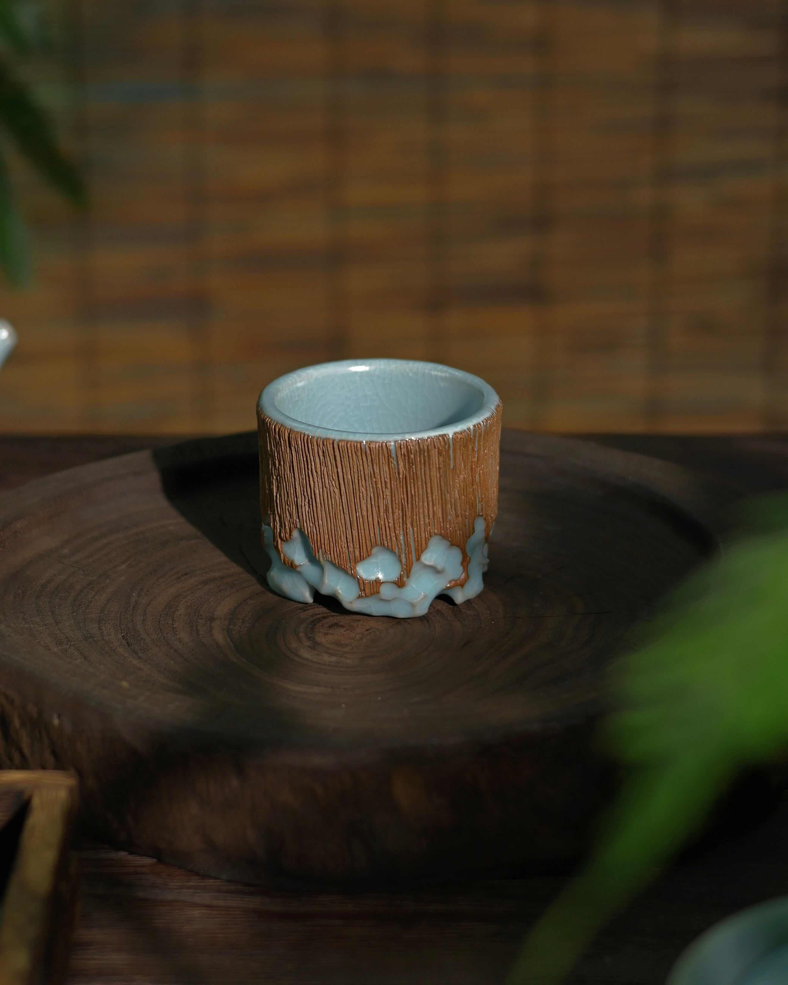 sky blue glaze hand carved master teacup – Ru Ware Sky-Blue Glaze Artisan Hand-Carved Master Cup by Kungfuyang