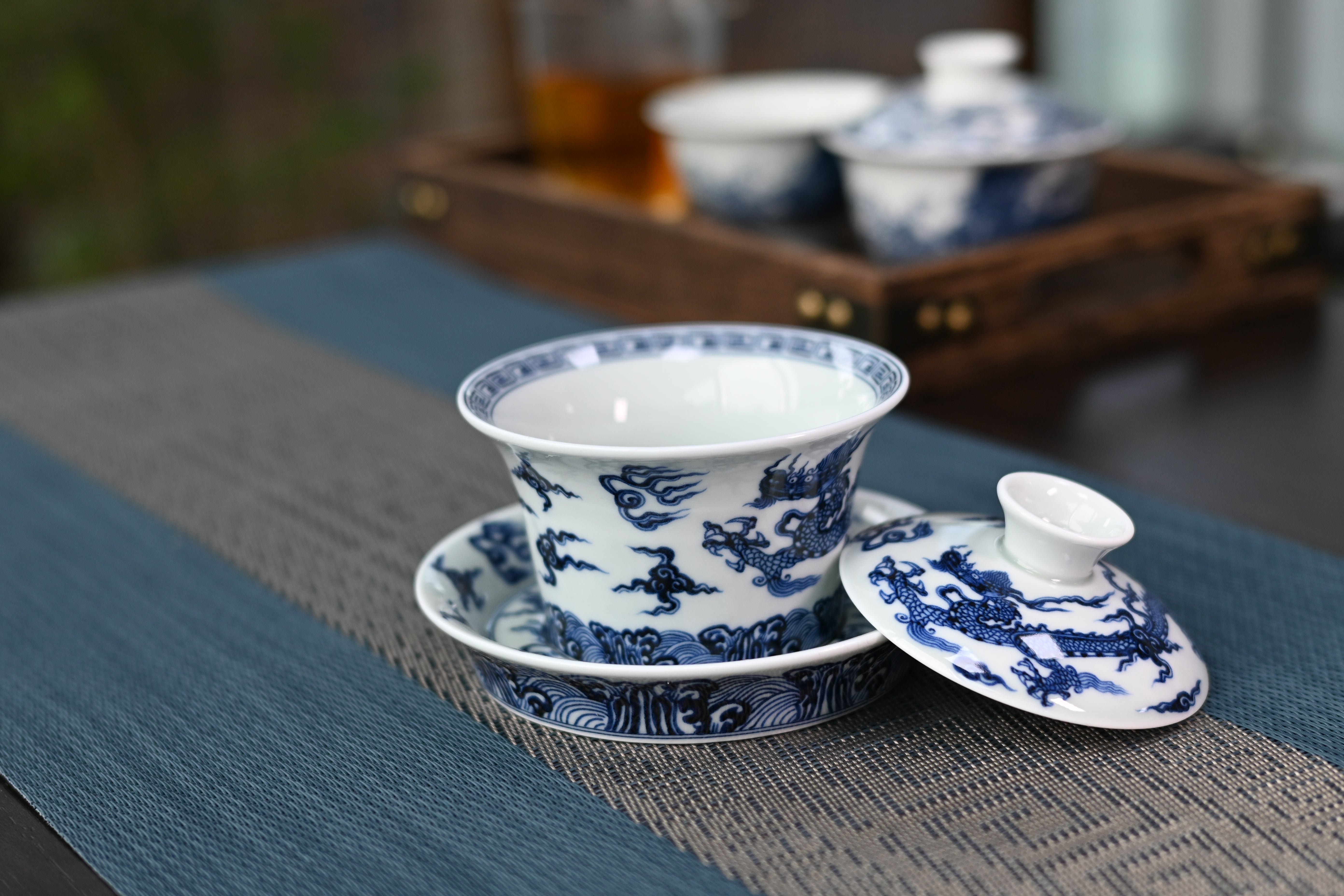 chinese dragon gaiwan – Jingdezhen Blue and White Dragon and Cloud Patterns Porcelain by Kungfuyang
