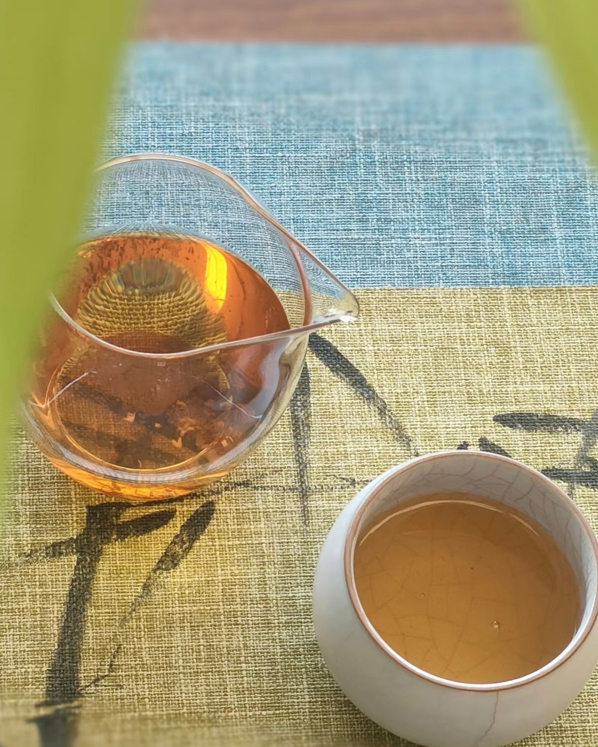 chinese osmanthus white tea cake – 2015 Compressed Osmanthus White Tea Shou Mei by Kungfuyang