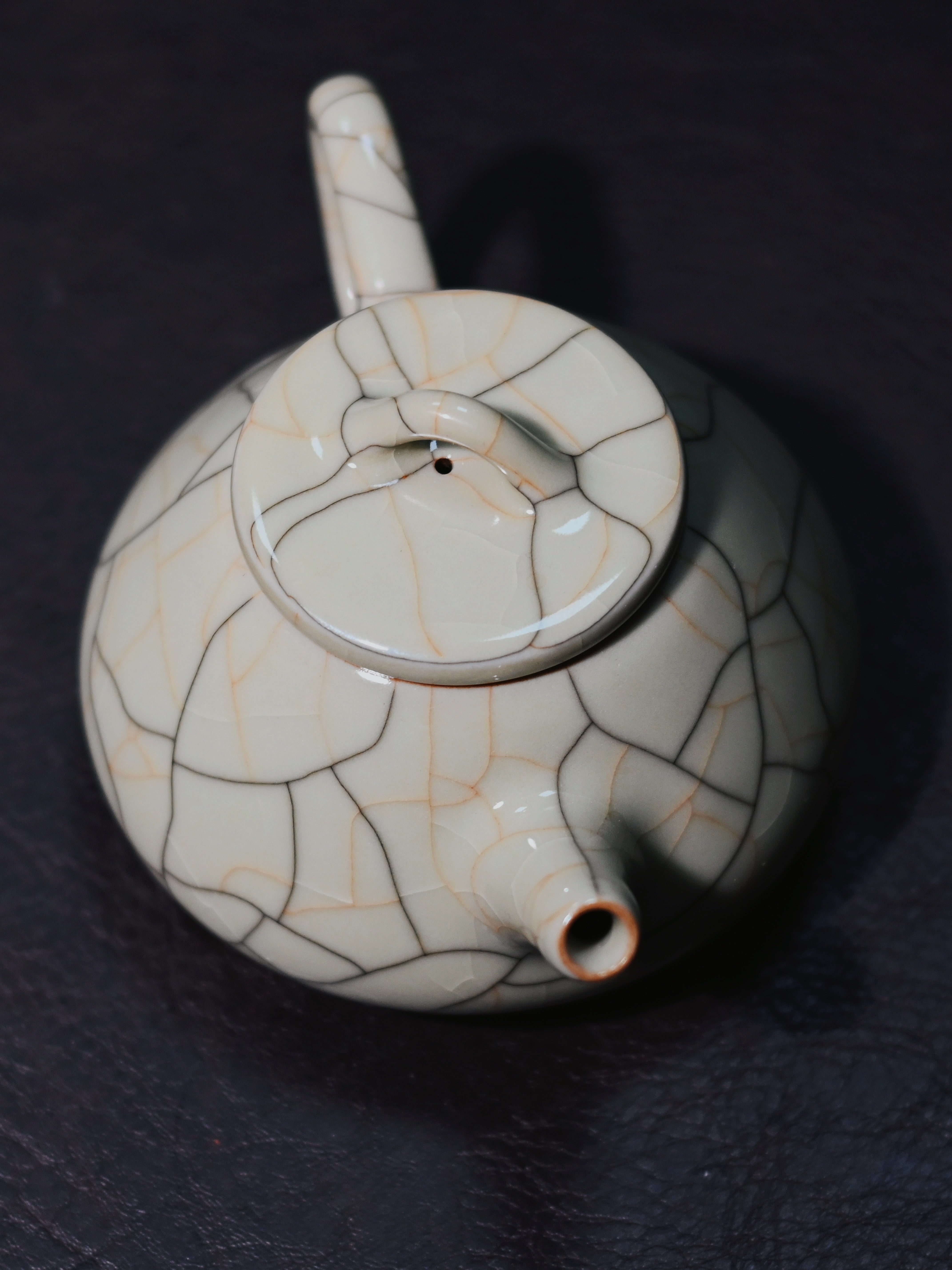 chinese porcelain longquan celadon shipiao – Longquan Celadon Ge-Kiln Shipiao （石瓢）Teapot by Kungfuyang