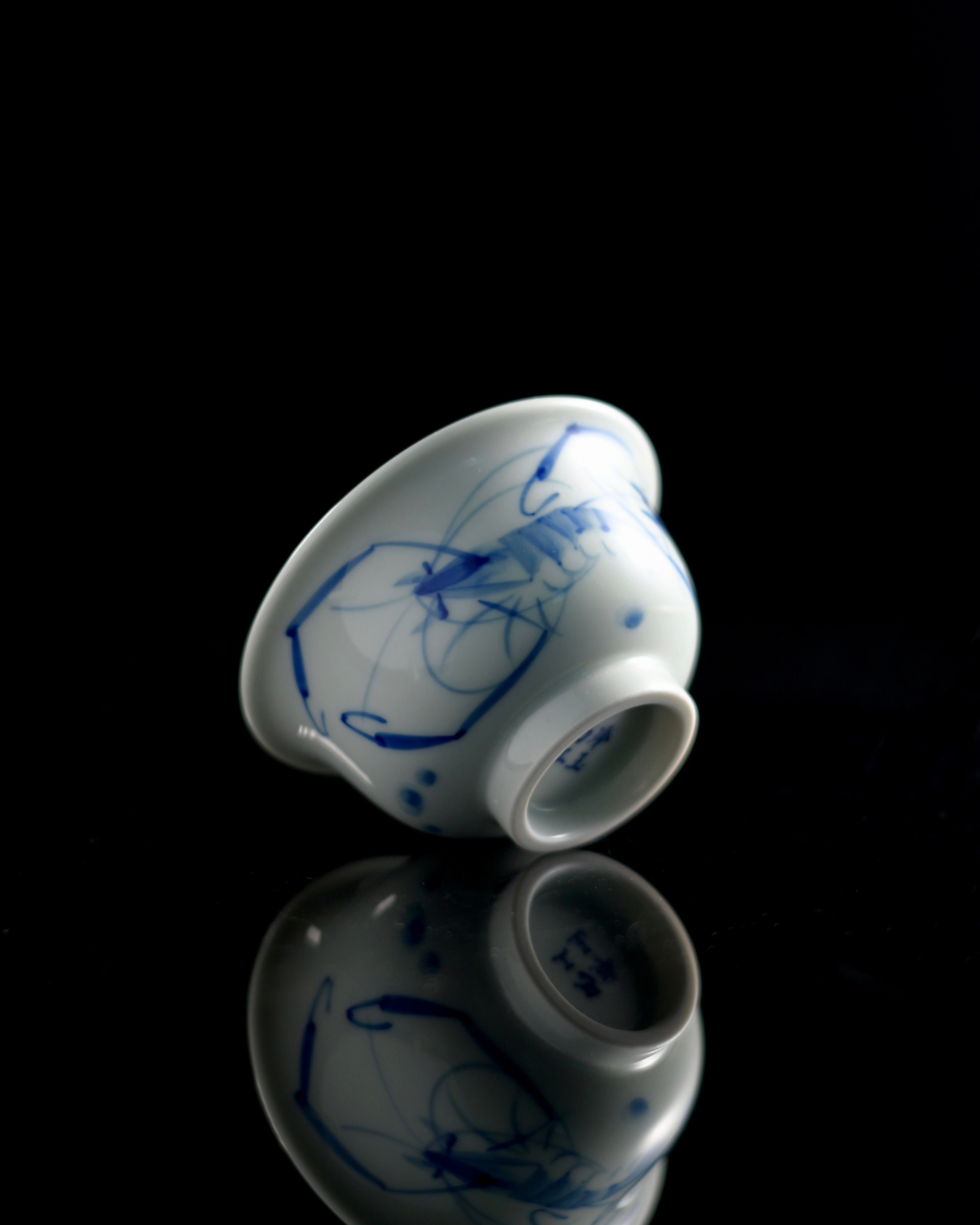 classic hand painted shrimp blue and white – Jingdezhen Hand-Painted Shrimp Blue and White Porcelain by Kungfuyang