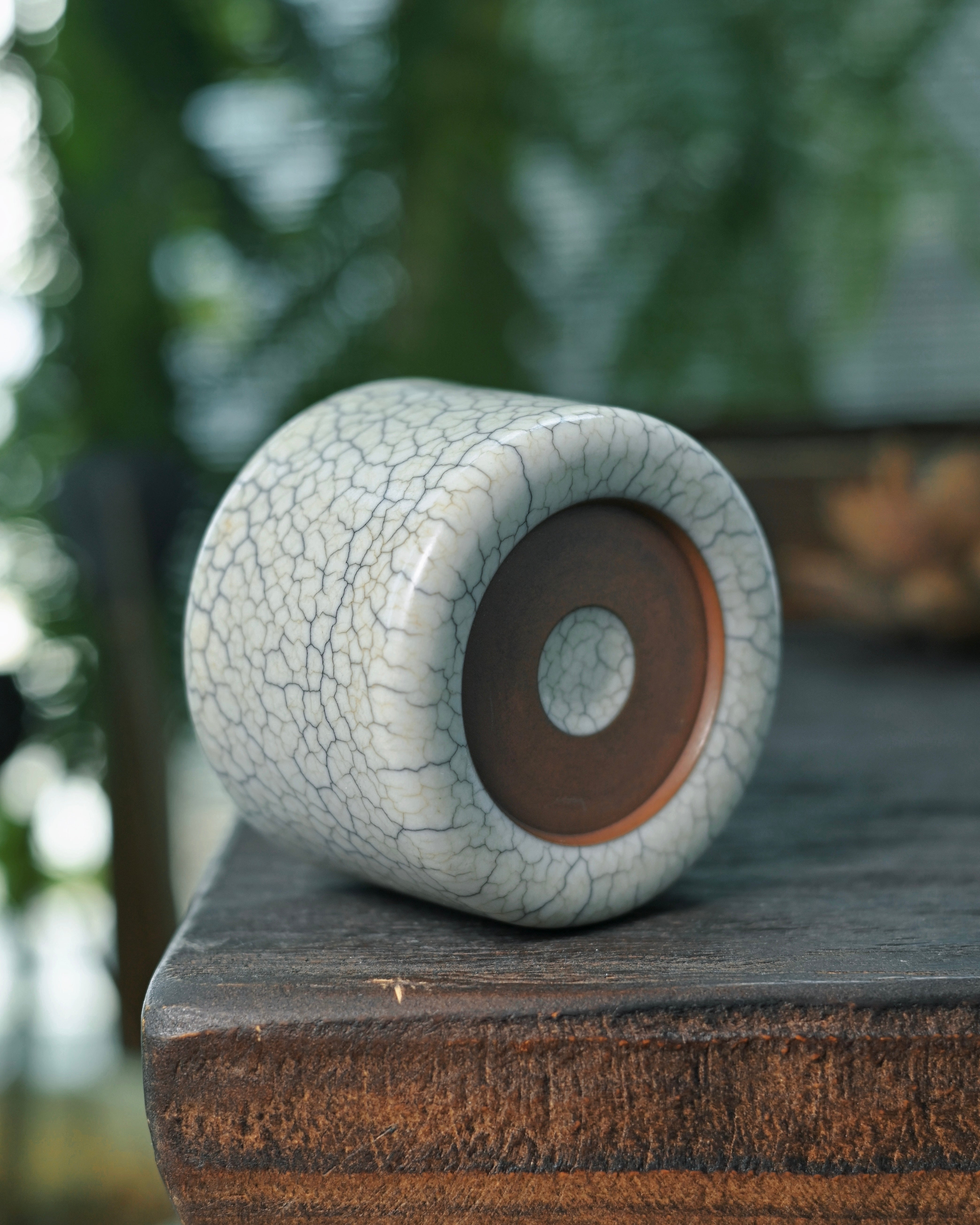 Traditional Ge Kiln crackle formation through controlled cooling and material contraction by Kungfuyang