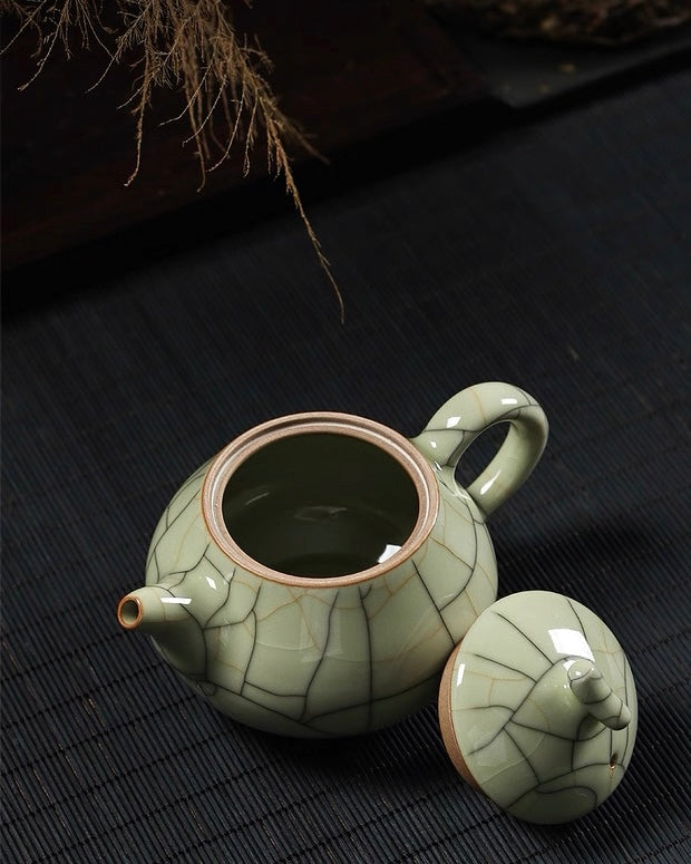 ge kiln celadon glaze tea vessel – Longquan Celadon Ge-Kiln Shipiao （石瓢）Teapot by Kungfuyang