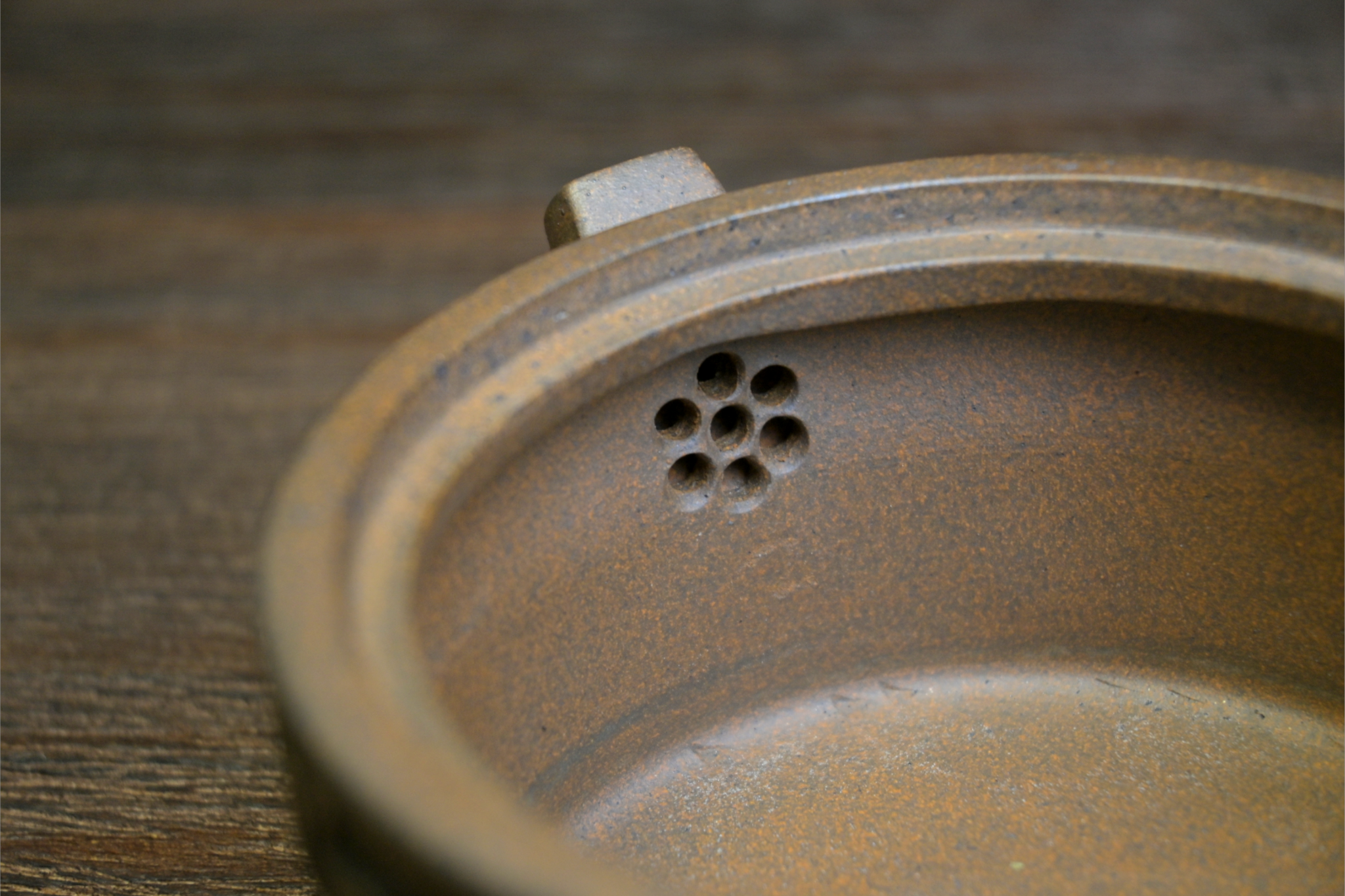 graceful lines wood fired teapot – Yixing Hand-carved Wood-Fired Purple Clay Teapot by Kungfuyang