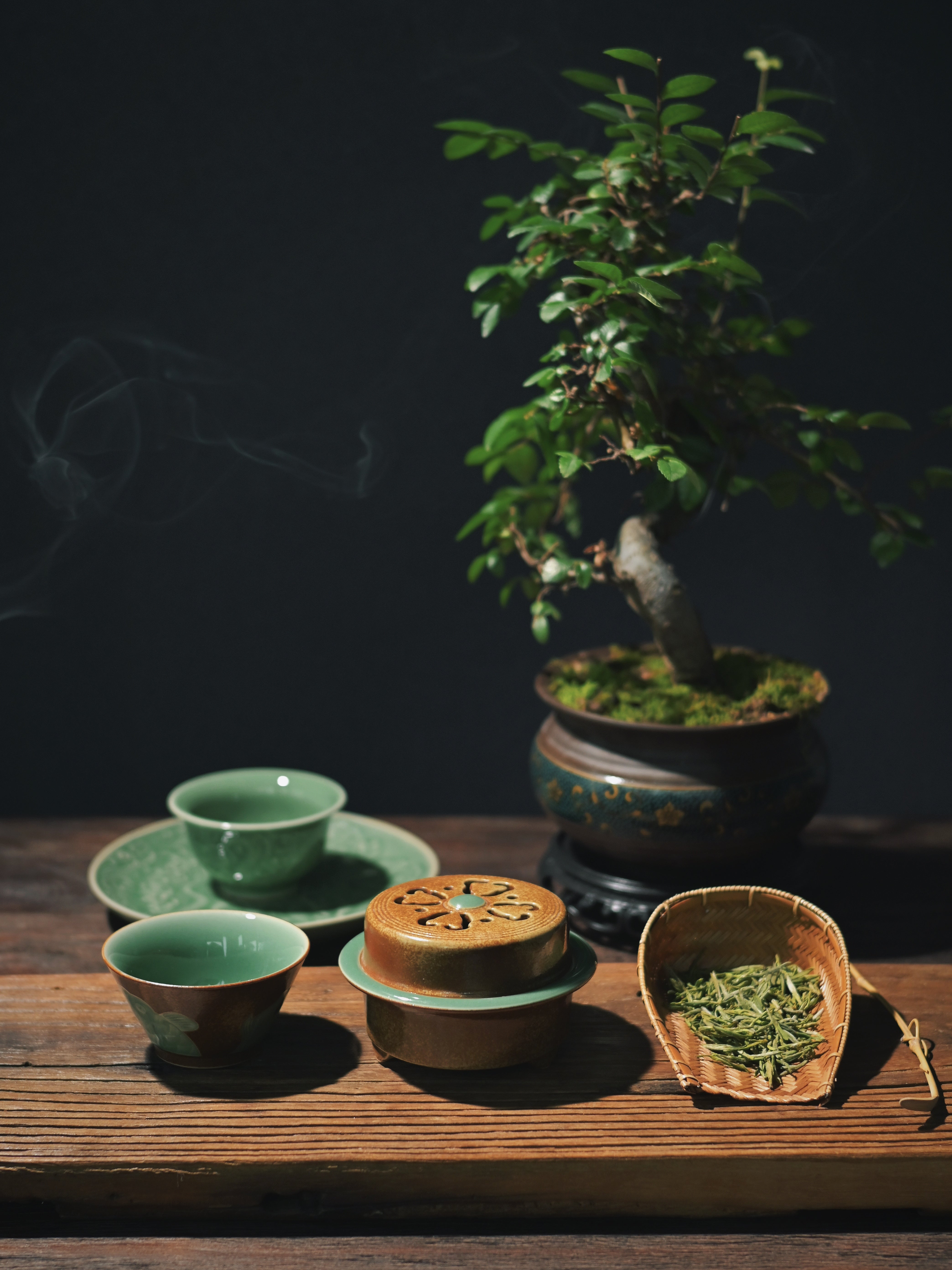 green theraphy celadon incense burner – Longquan Celadon Jade-Like Glaze Incense Burner by Kungfuyang