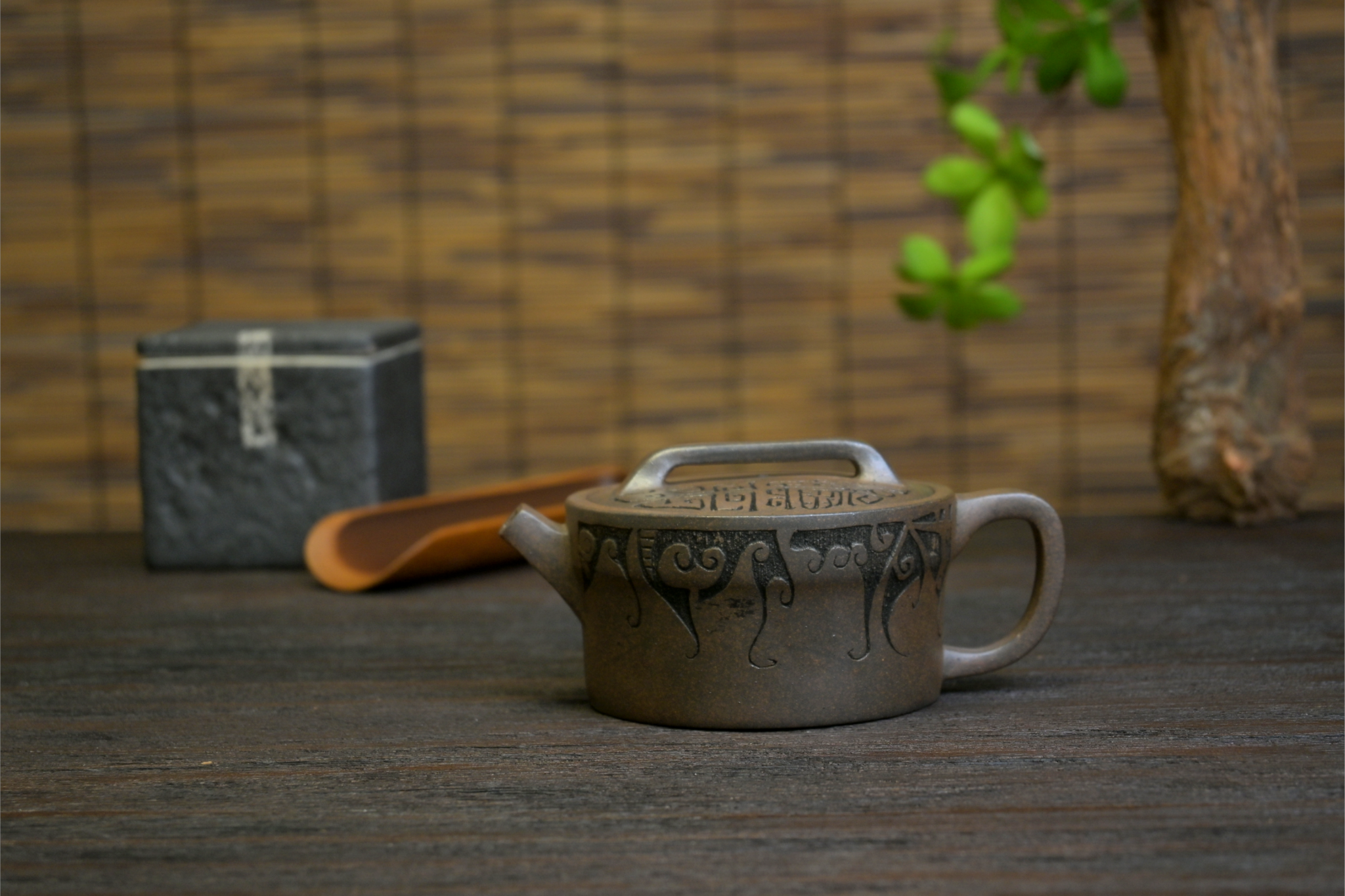 han style teapot same size spout – Yixing Hand-carved Wood-Fired Purple Clay Teapot by Kungfuyang