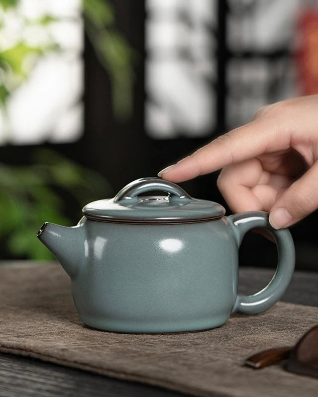 han wa longquan celadon teapot – Longquan Celadon Han Style (Hanwa)Teapot 280ml by Kungfuyang