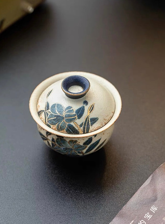 hand made retro glaze daffodils tea bowl – Old Clay Blue-and-White Volcanic Stone Style Caramel Glaze by Kungfuyang