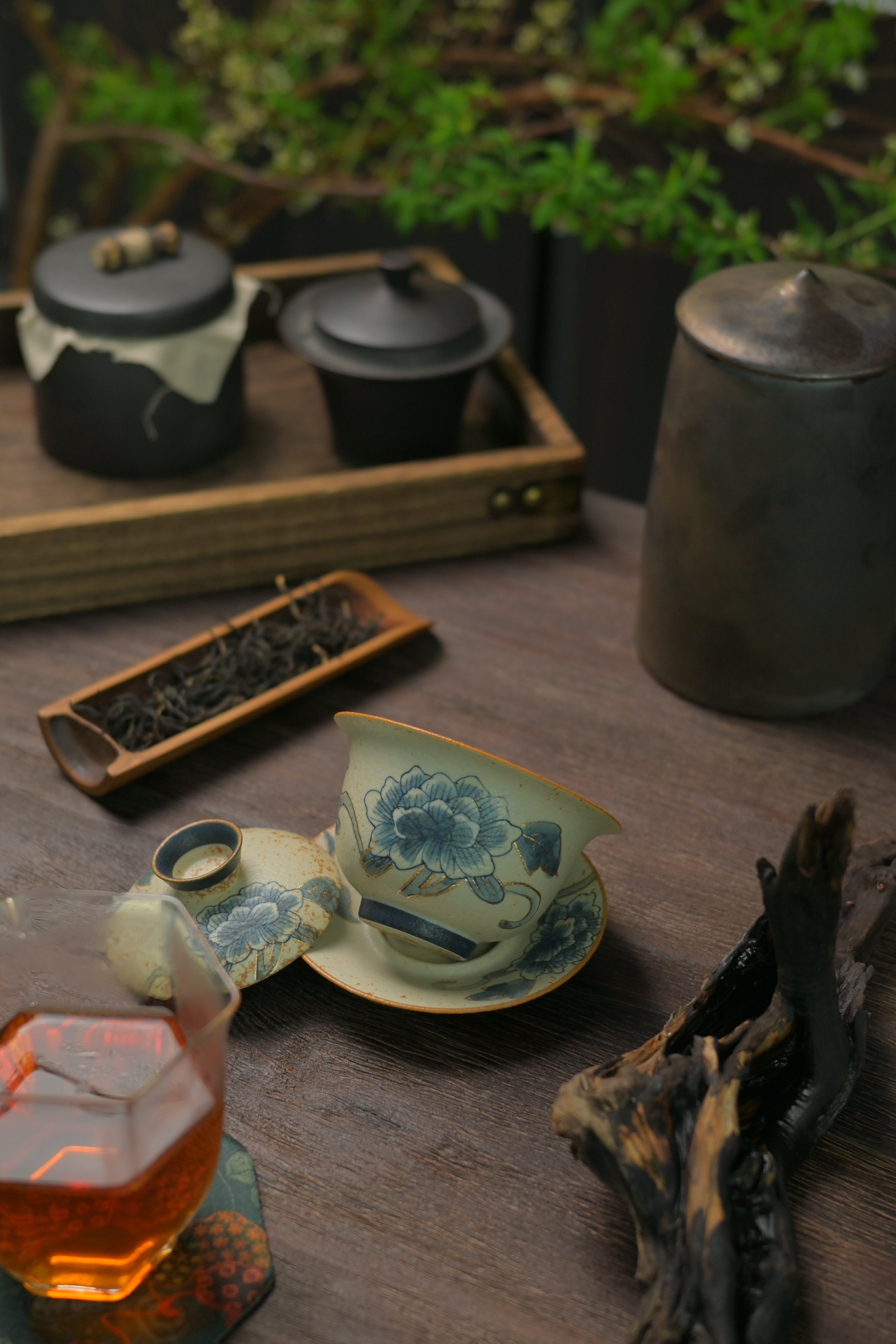 hand painted chinese gaiwan – Old Clay Blue-and-White Volcanic Stone Style Caramel Glaze by Kungfuyang