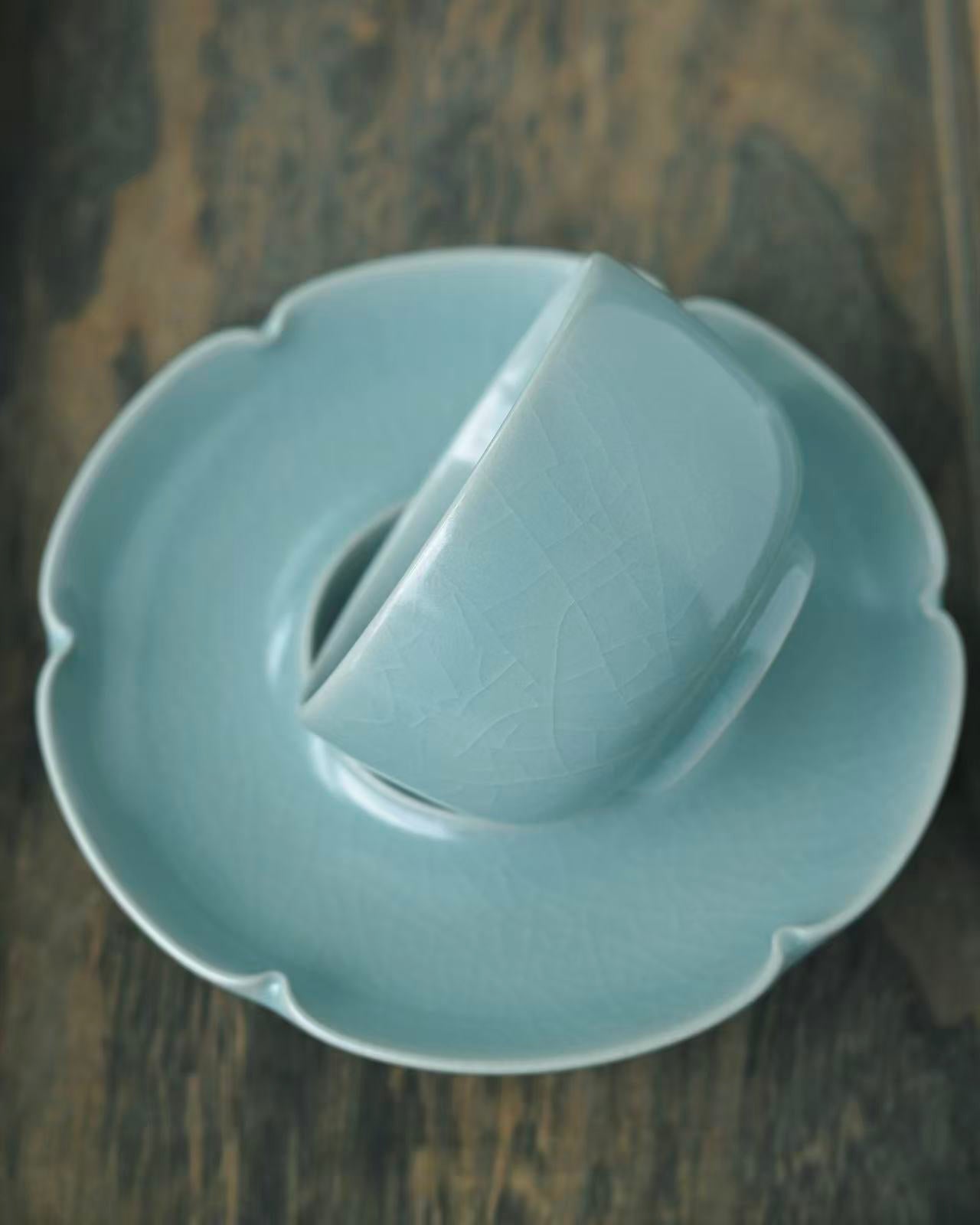 handcrafted ru ware sky blue teacup – Ru Ware Sky-Blue Glaze Teacup and Saucer with Crackled by Kungfuyang
