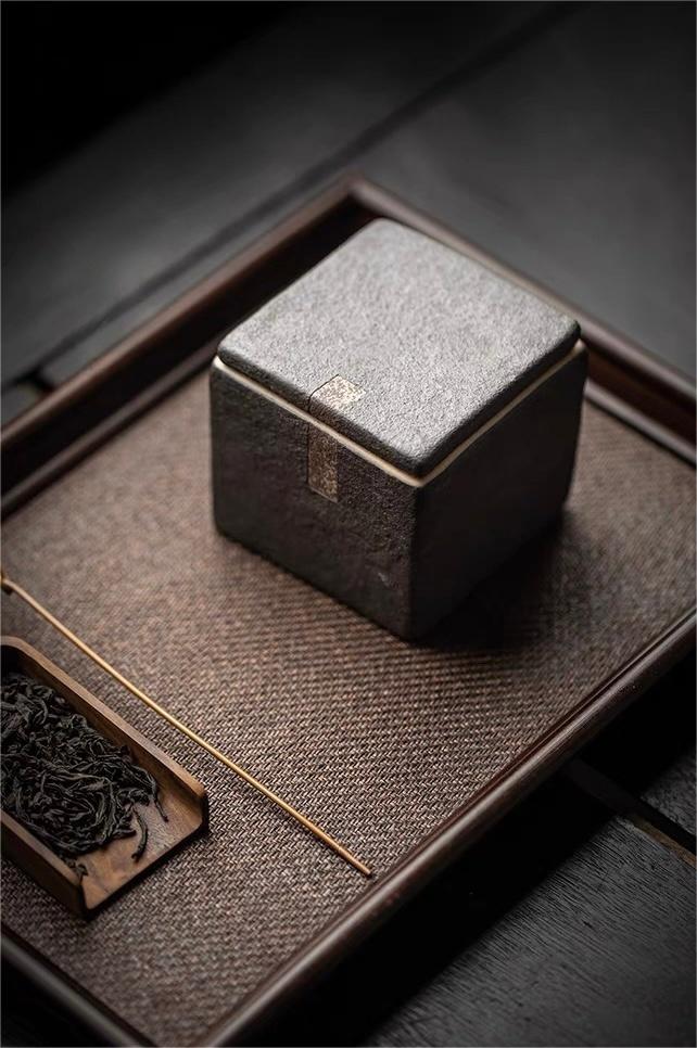 japanese organic unglazed tea canister – Retro Pottery Square Tea Canister Made of Raw Clay by Kungfuyang