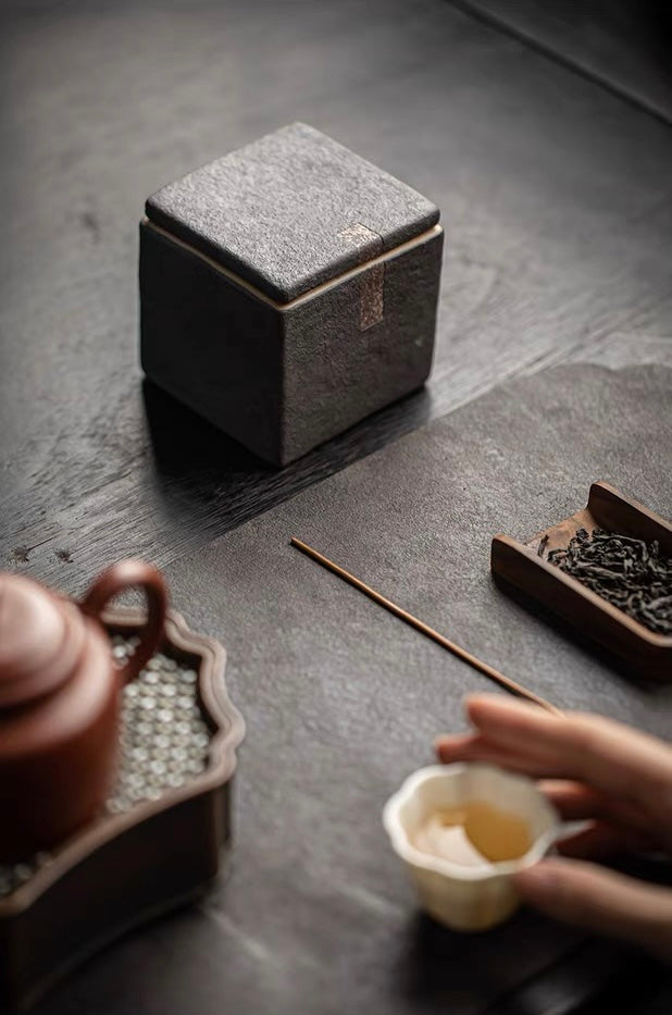 japanese unglazed tea caddy square – Retro Pottery Square Tea Canister Made of Raw Clay by Kungfuyang