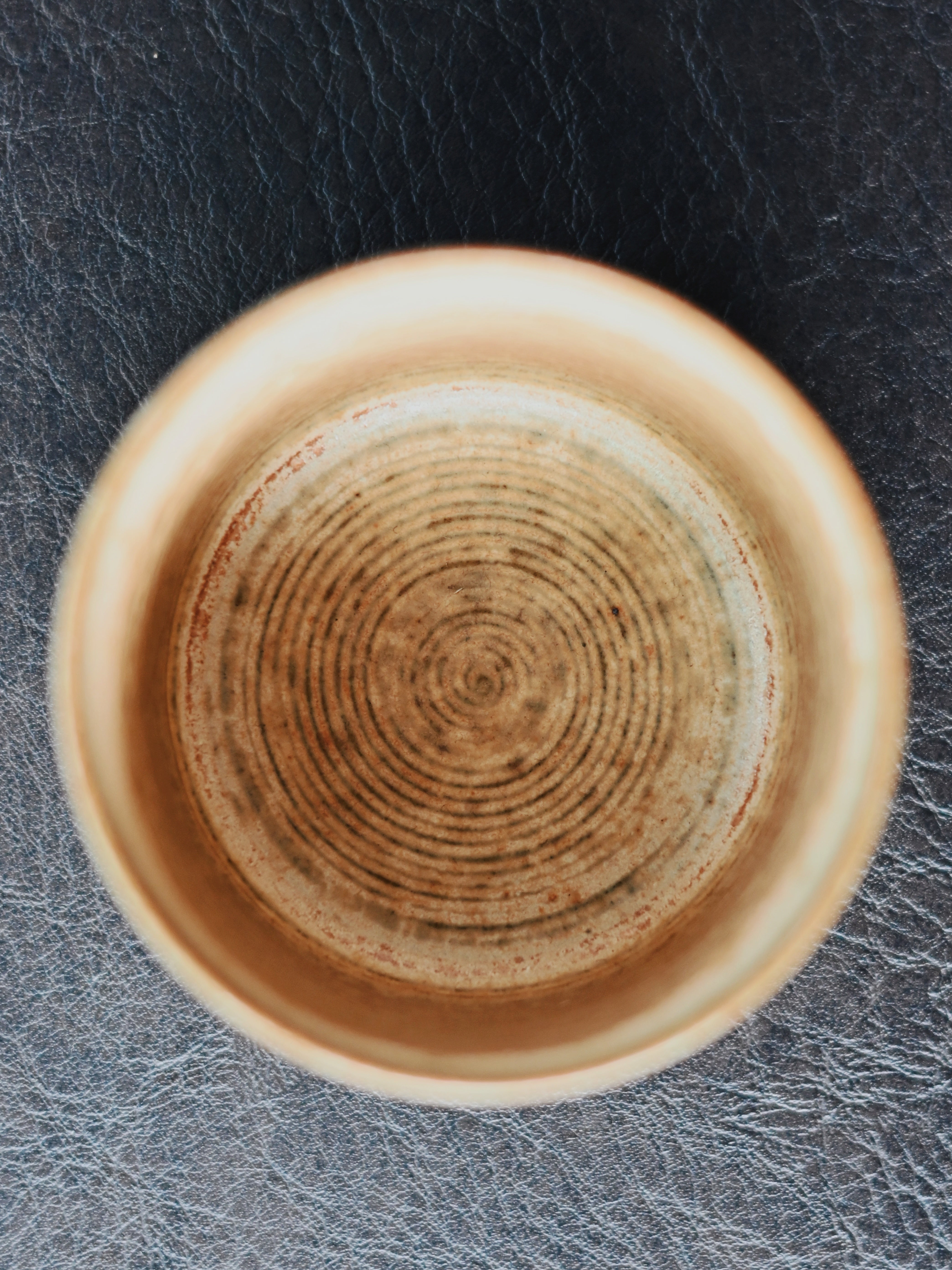 kohiki color painting ceramic teacup – Jingdezhen Hand-Painted Chinese Bird-and-Bee Master Cup by Kungfuyang