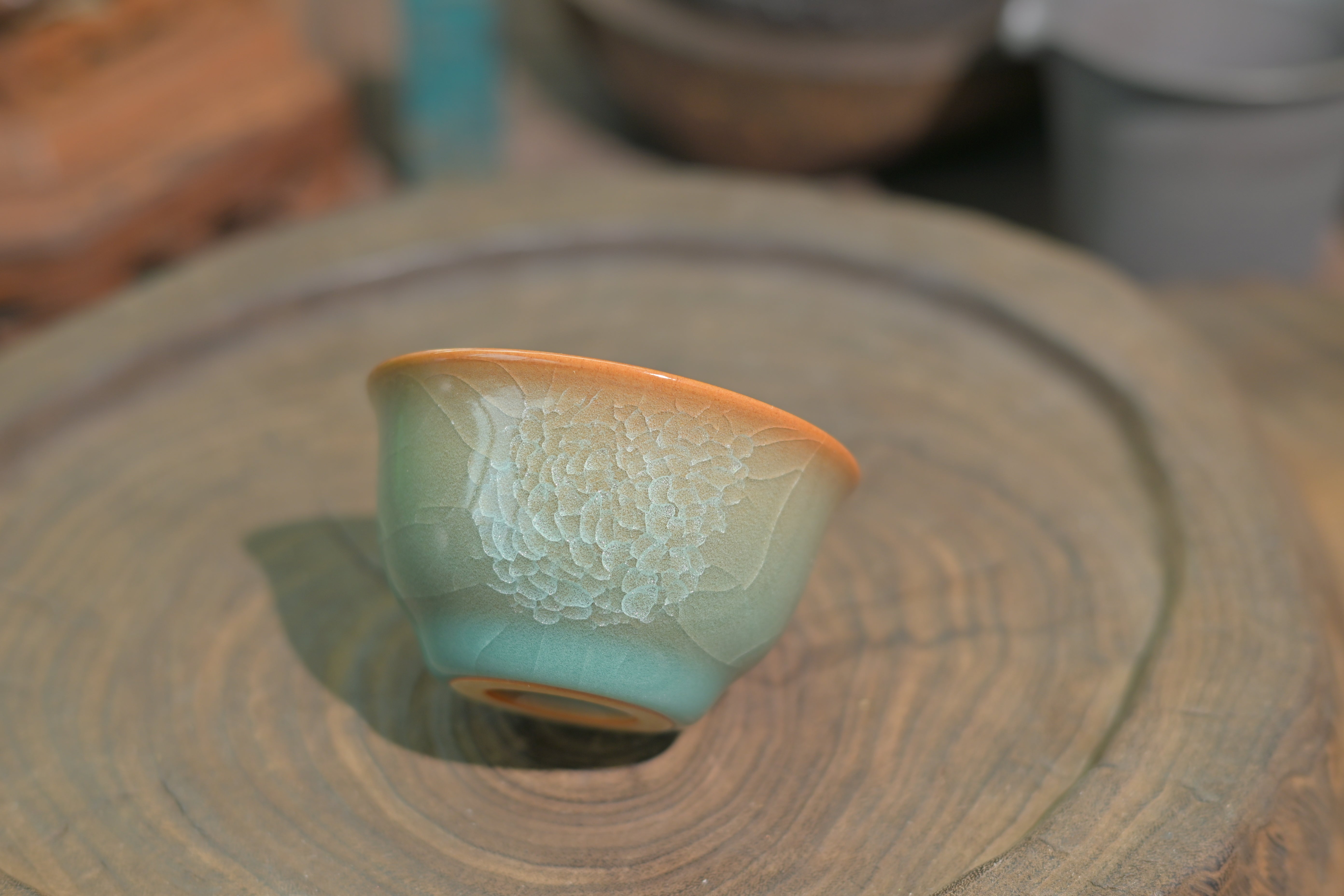 longquan celadon Ice crackle yashou cup – Longquan Celadon Ice-Crackle Master Cup by Kungfuyang