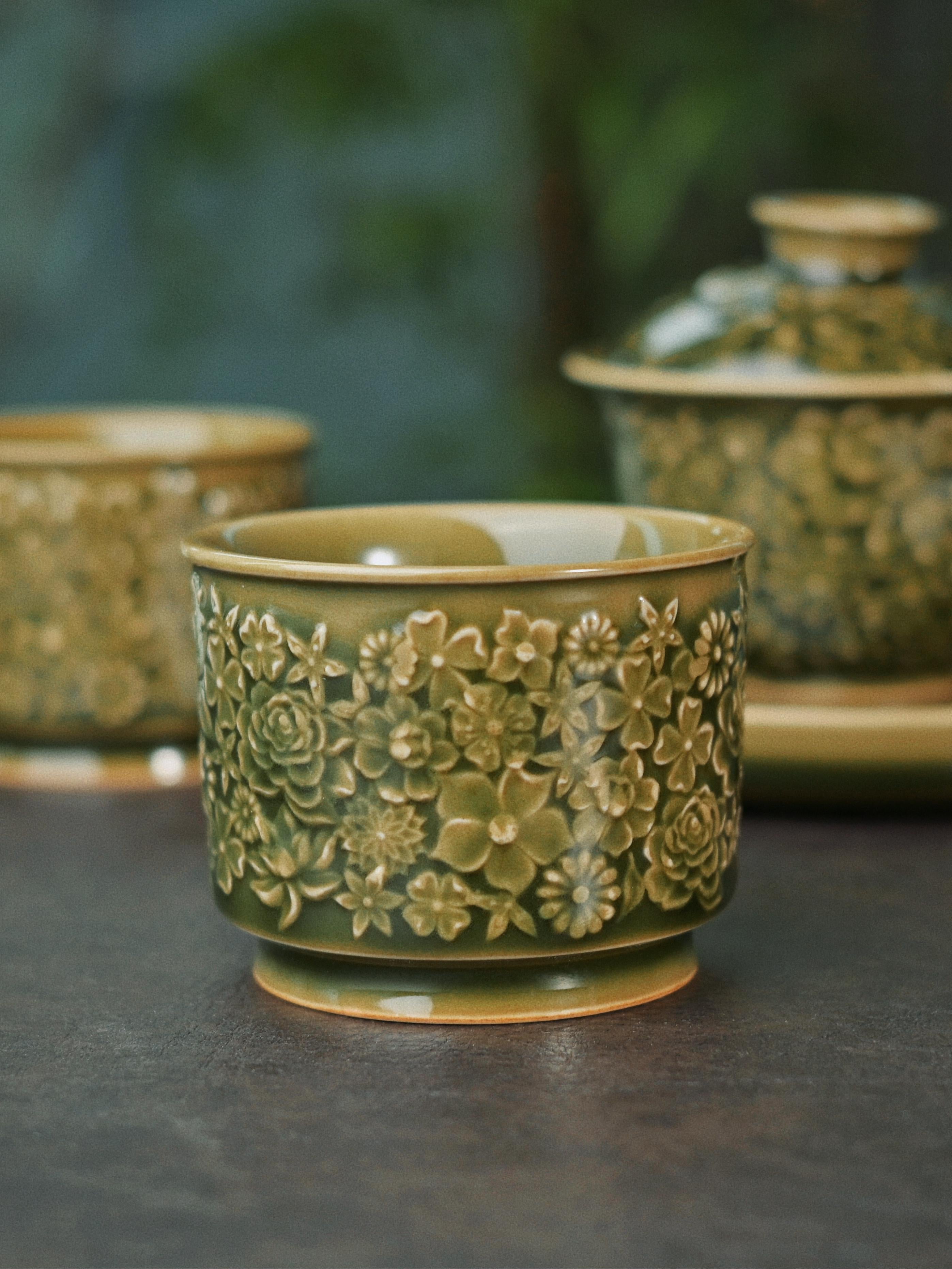 longquan celadon flowers teacup – Longquan Celadon "Hundred Flowers" Relief-Carving Master by Kungfuyang