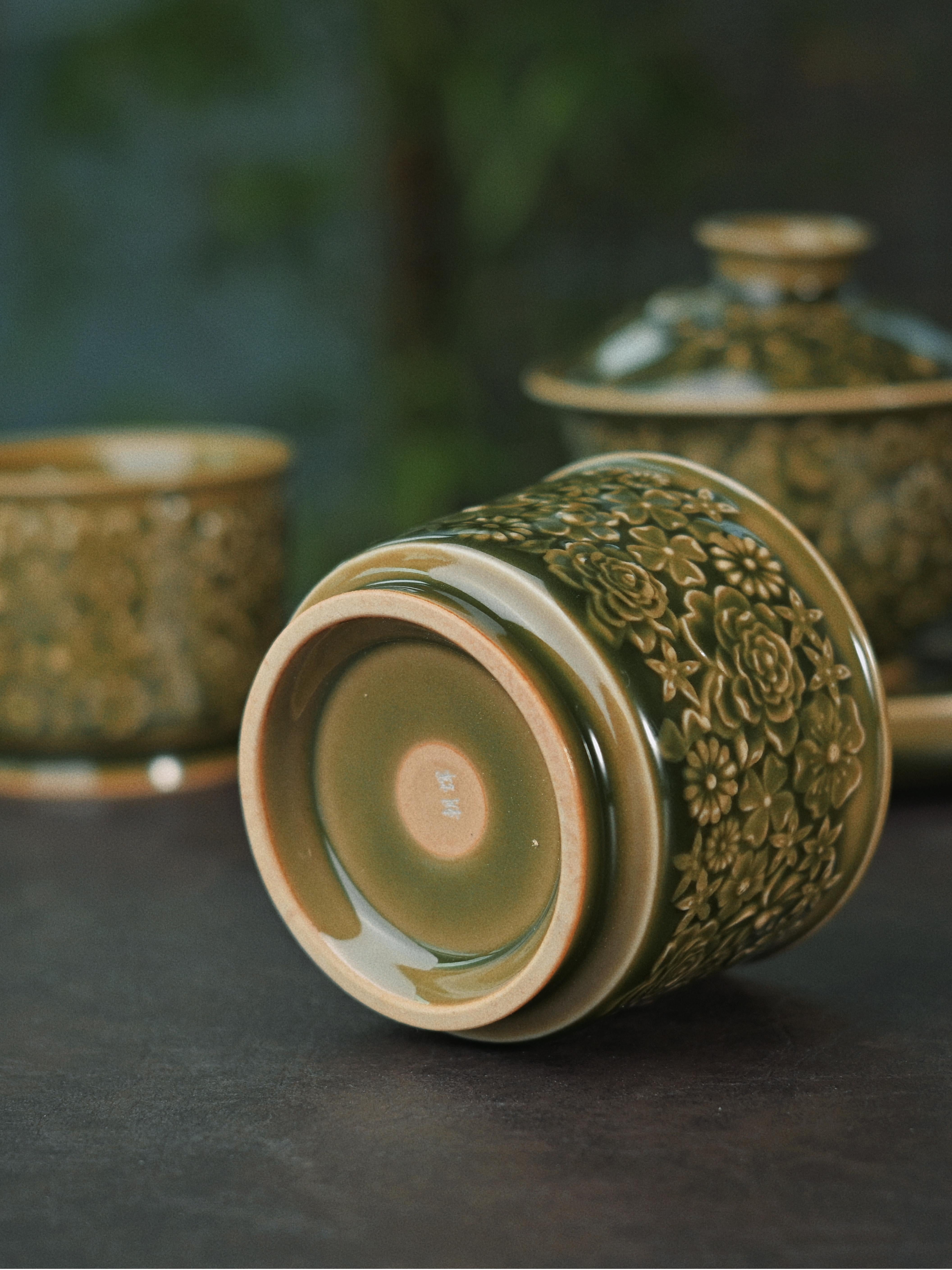 longquan celadon teacup with flowers – Longquan Celadon "Hundred Flowers" Relief-Carving Master by Kungfuyang