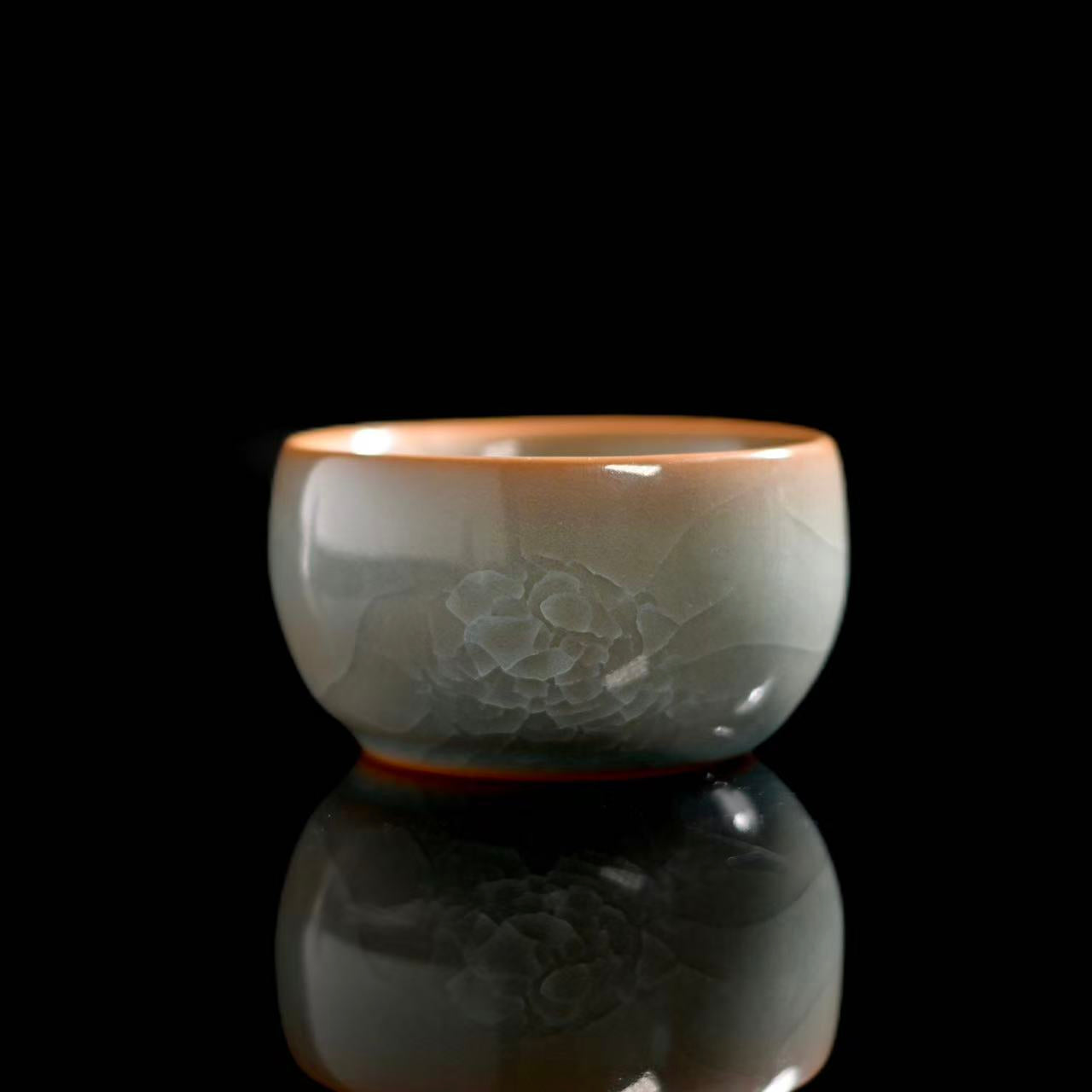 longquan ice crackle master cup – Longquan Celadon Ice-Crackle Master Cup by Kungfuyang
