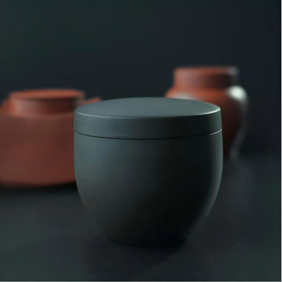 minimalist yixing clay tea caddy 1 – Yixing Zisha Clay Portable Tea Caddy by Kungfuyang