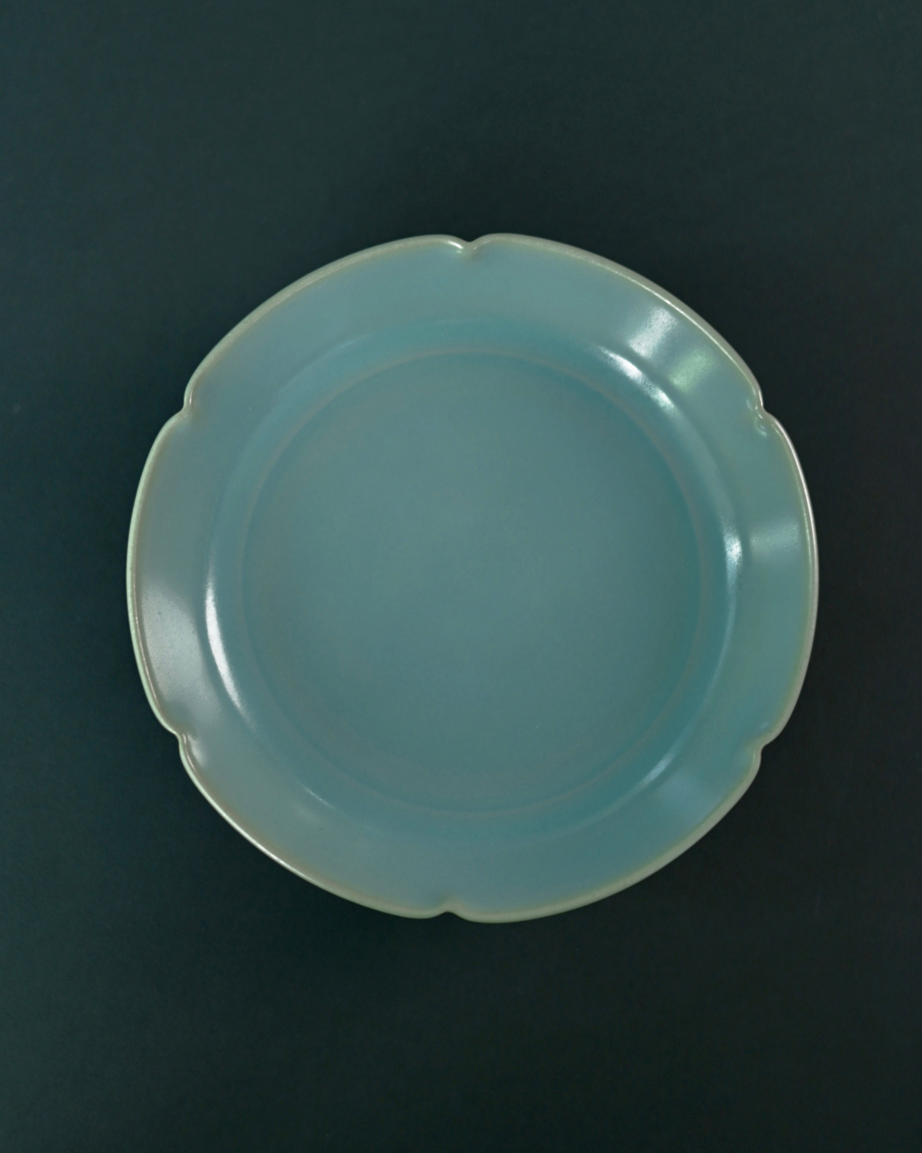 museum quality brush washer – Unique Piece Ru Ware Sky-Blue Glaze Flower-rimmed Brush Washer by Kungfuyang