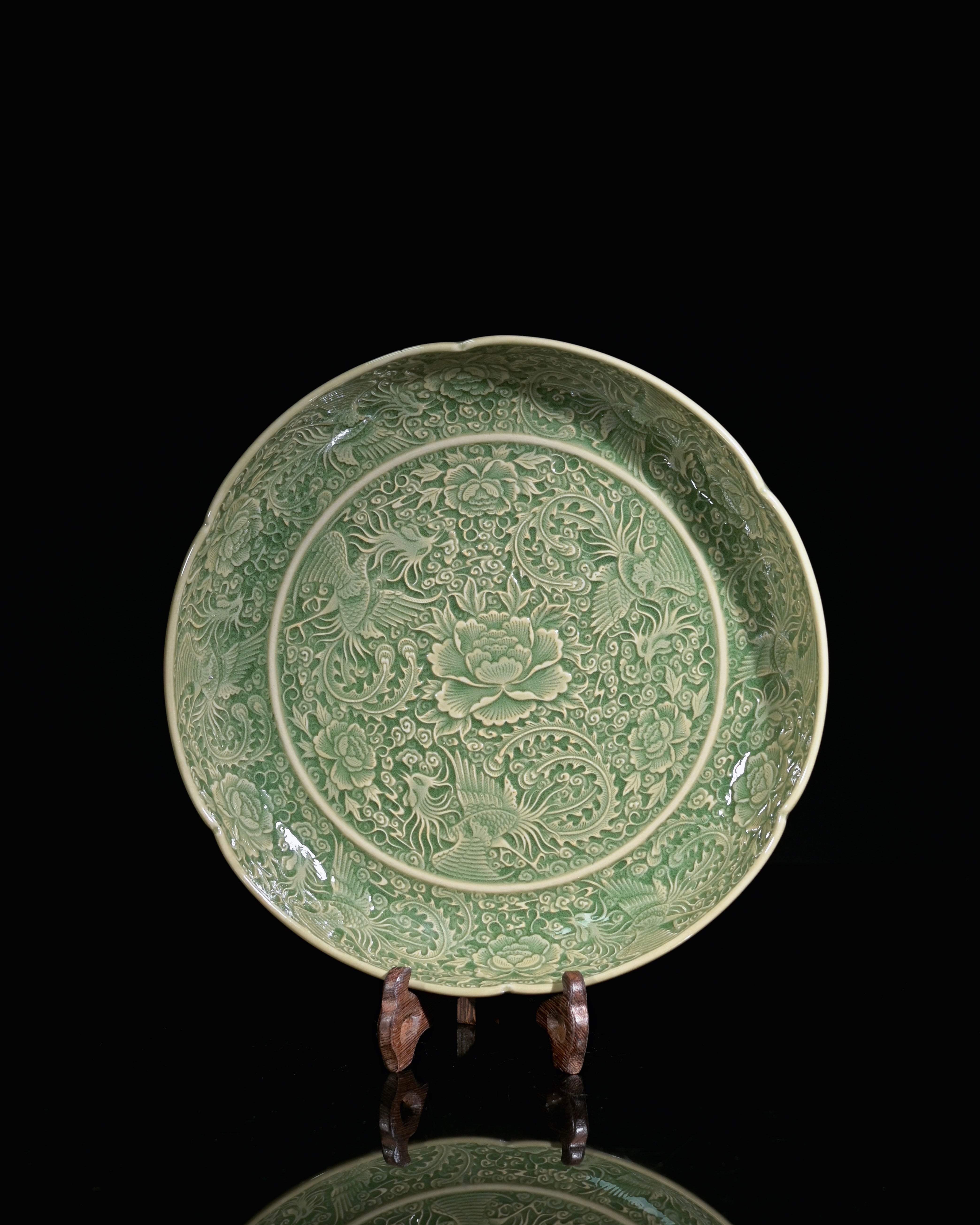 phoenix empress symbol celadon – Celadon Yaozhou Olive-Green Glaze Nine Phoenixes Plate by Kungfuyang