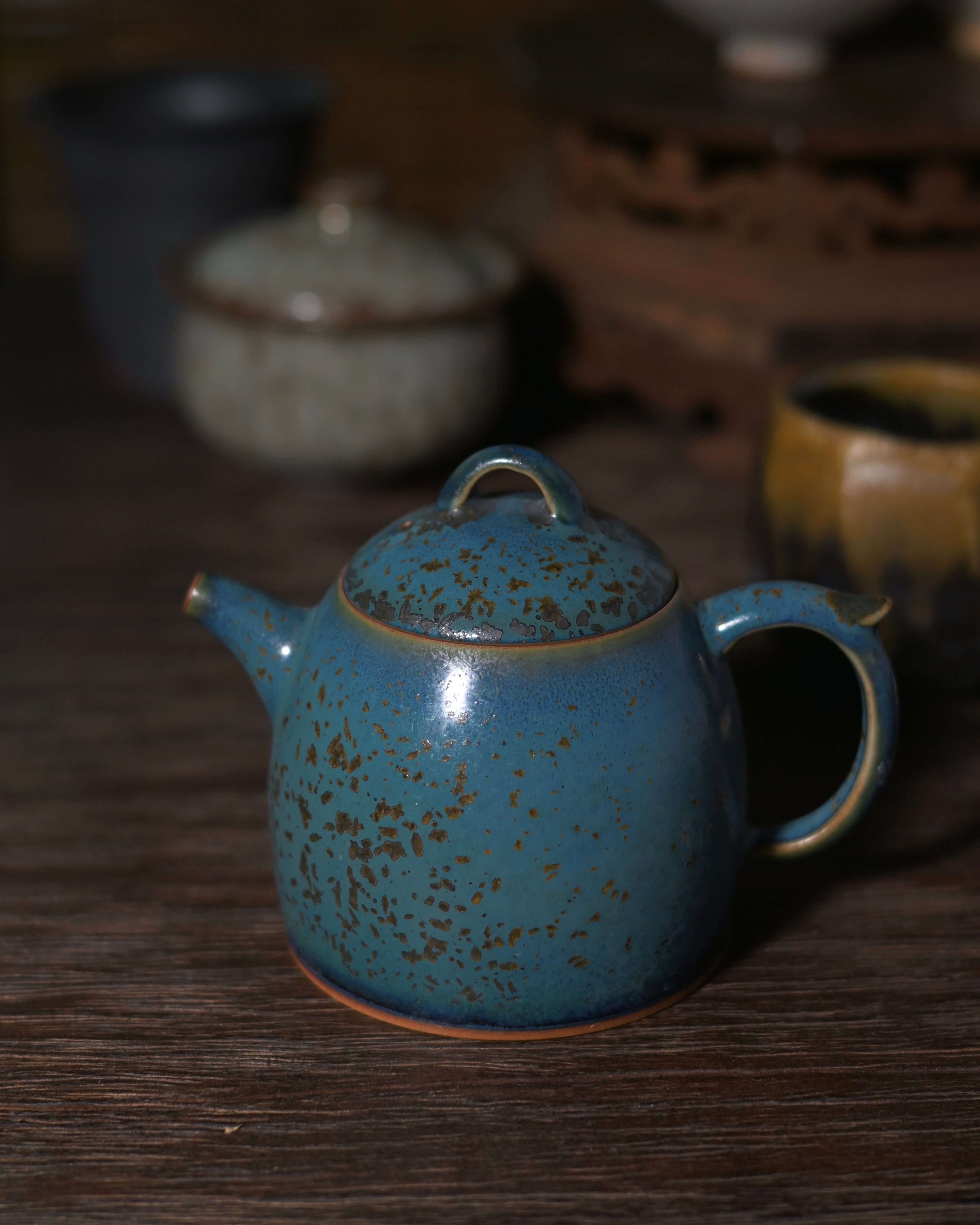 pine green star speckled glaze – Jun Ware "Qin Quan" Teapot in Pine-Green Celadon 210ml by Kungfuyang