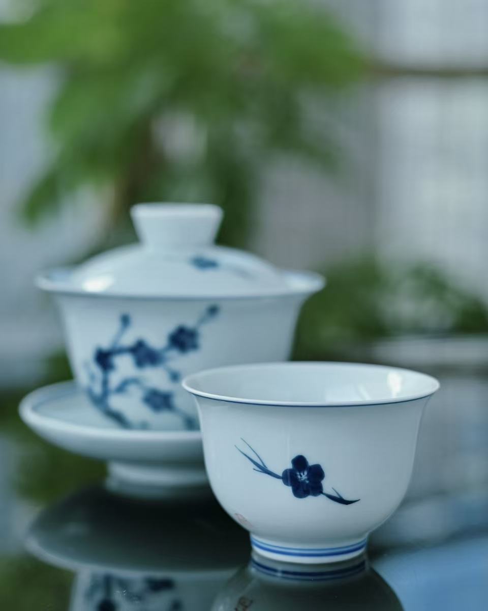 plum blossom pattern tea set – Jingdezhen Hand-Painted Blue and White Underglaze Plum Blossom by Kungfuyang