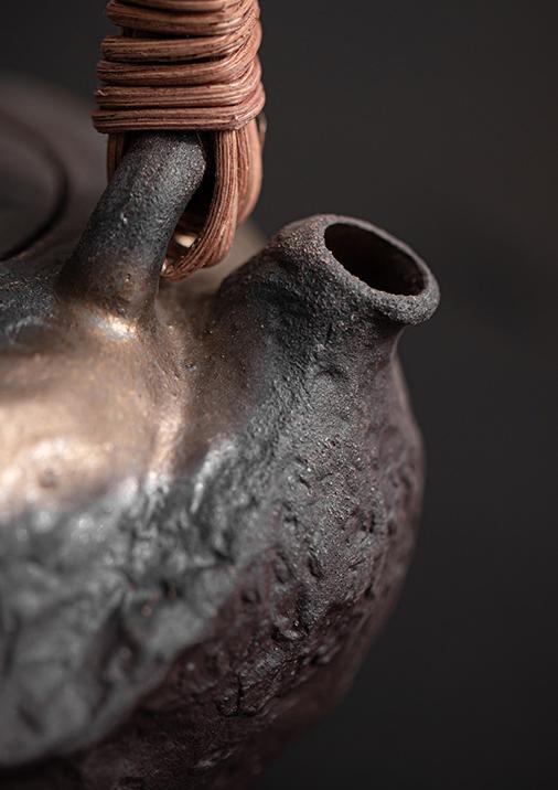 retro and rustic teapot – Wabi-sabi Style Rustic Clay Retro Handle Teapot and Alcohol by Kungfuyang