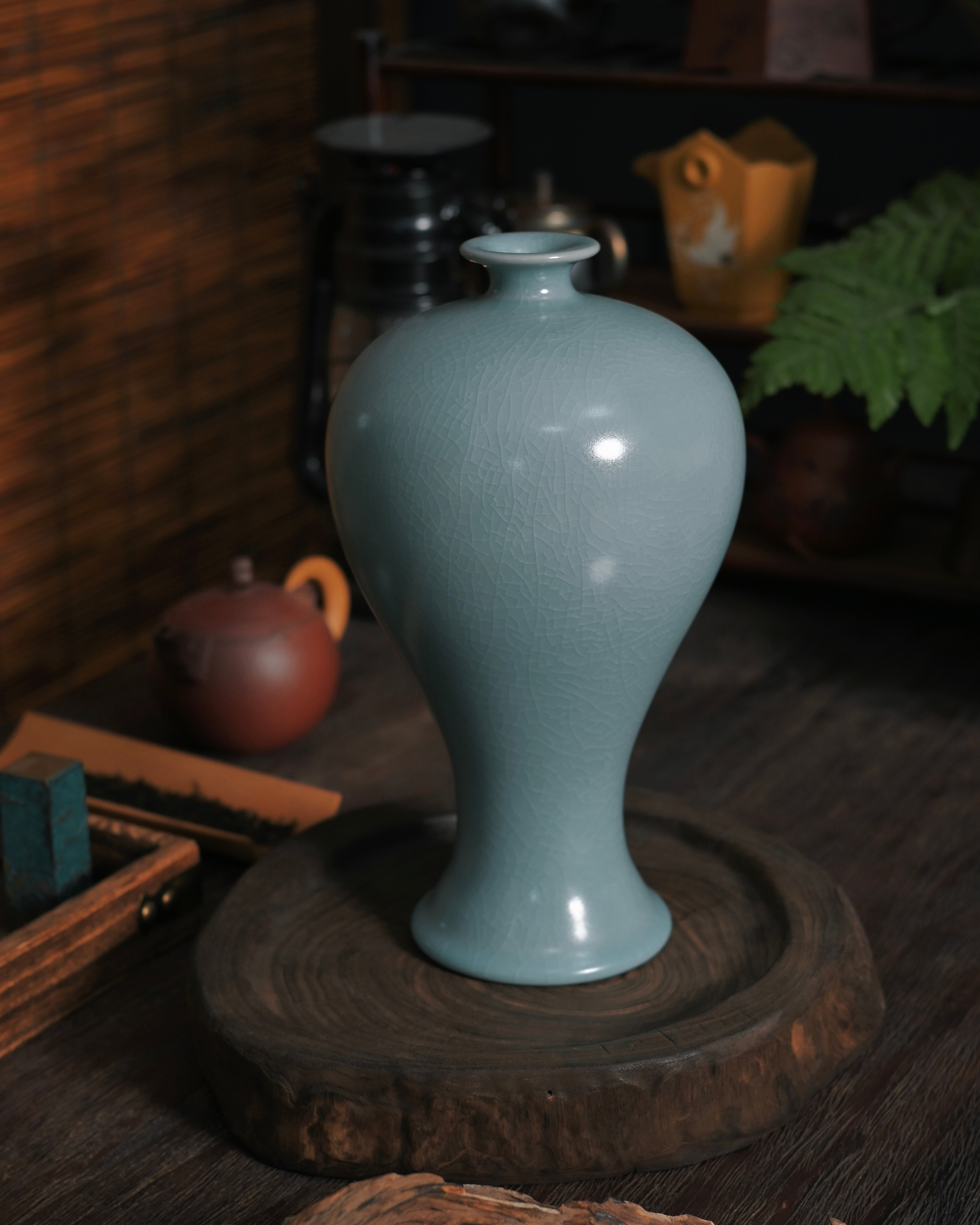 ru celadon vase design – Ru Ware Celadon Glaze Plum Vase by Kungfuyang