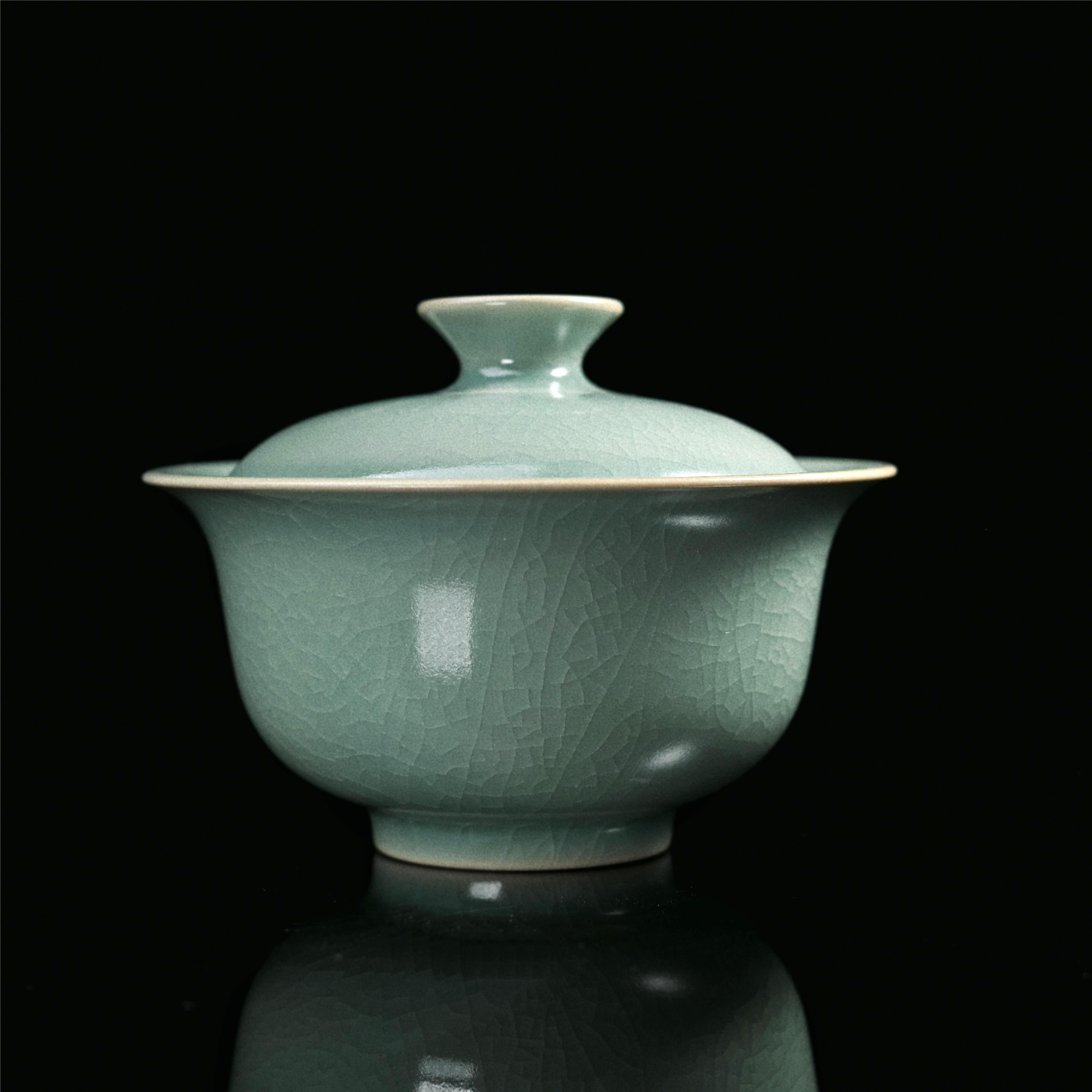 ru ceramic gaiwan – Ru Porcelain Gaiwan (Tea Bowl) with Crab-Claw Crackle Patterns by Kungfuyang