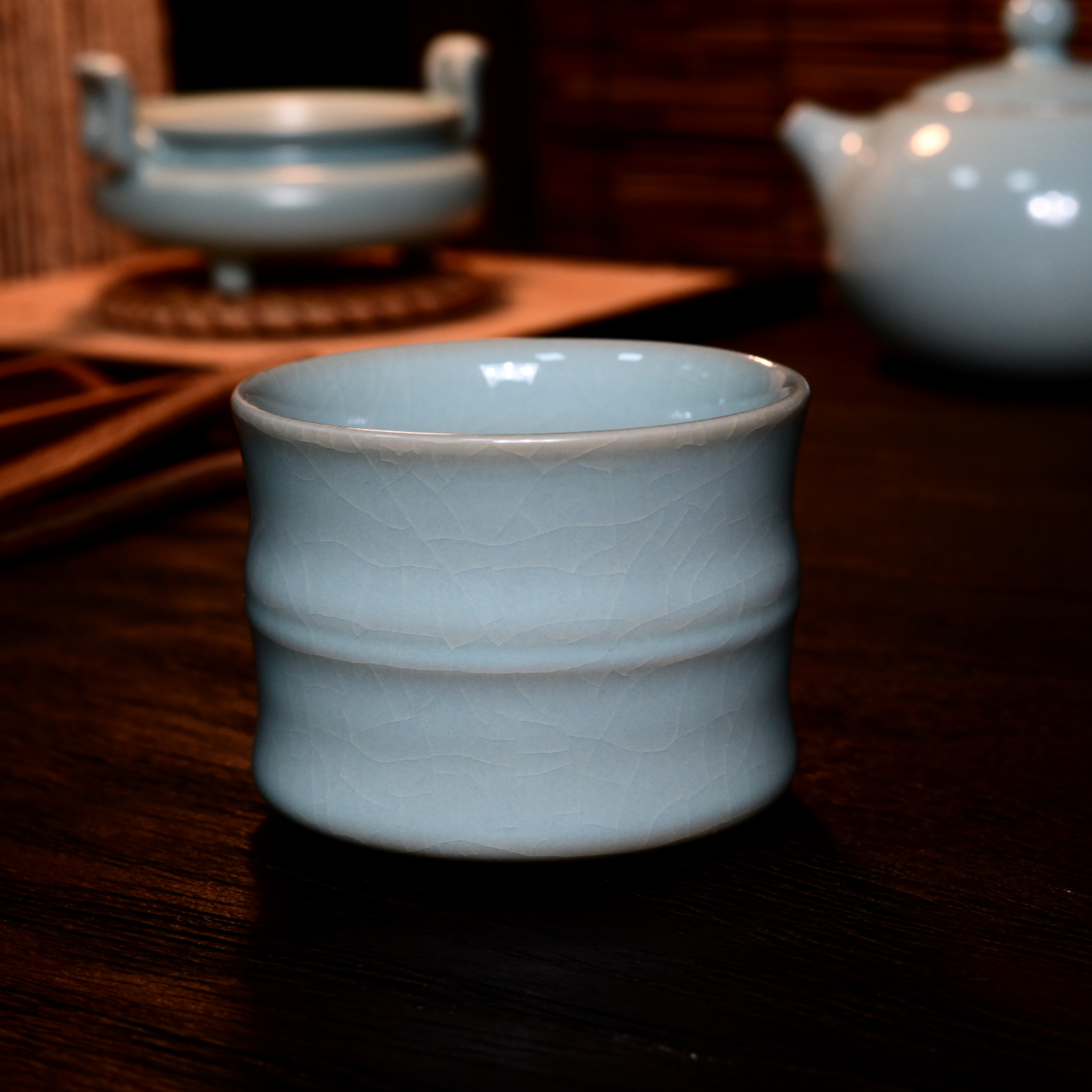 ru kiln crackle glaze teacup – Ru Kiln Bamboo-Node Host Teacup Sky Blue Master Teacup by Kungfuyang